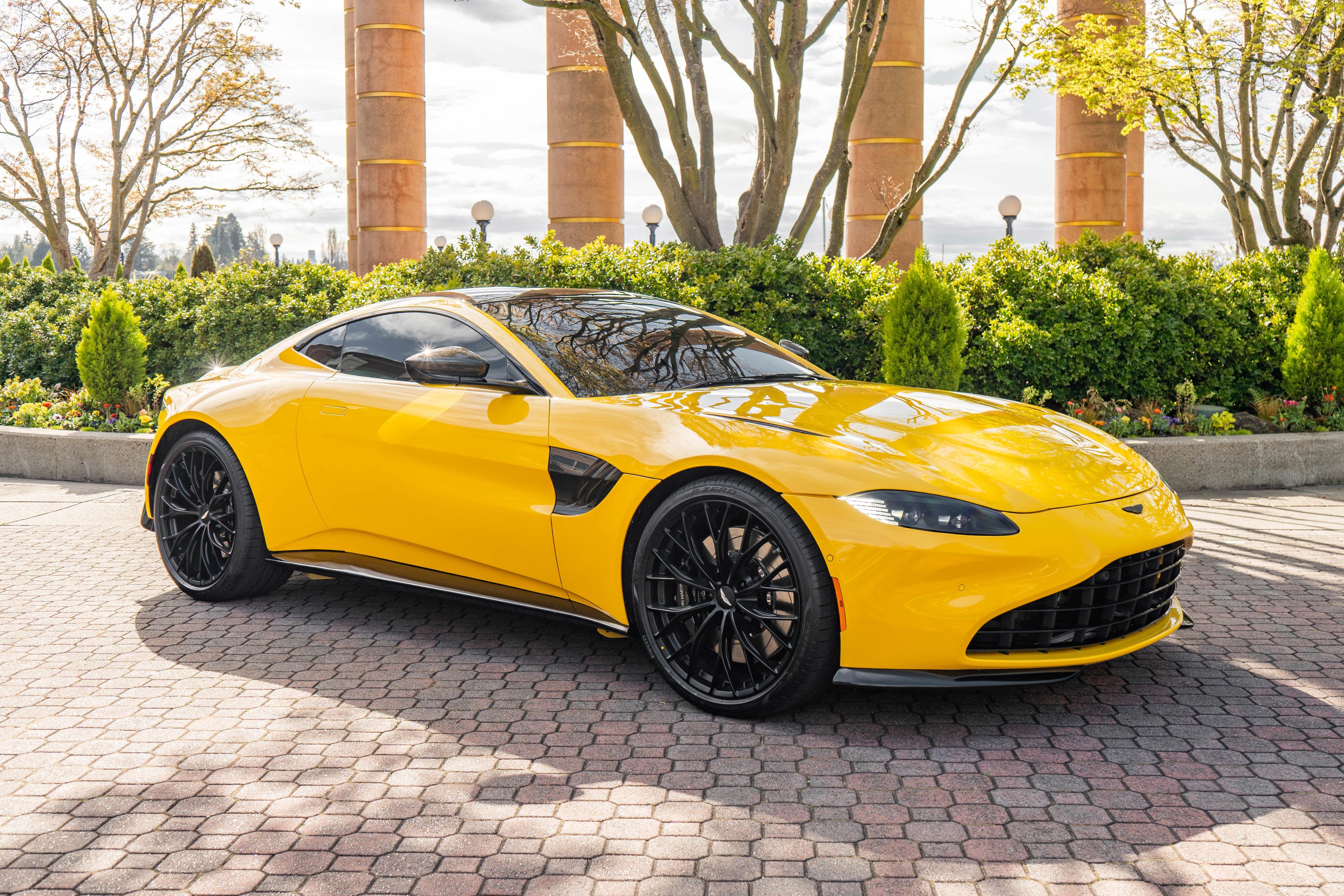 2023 Aston Martin Vantage Coupe