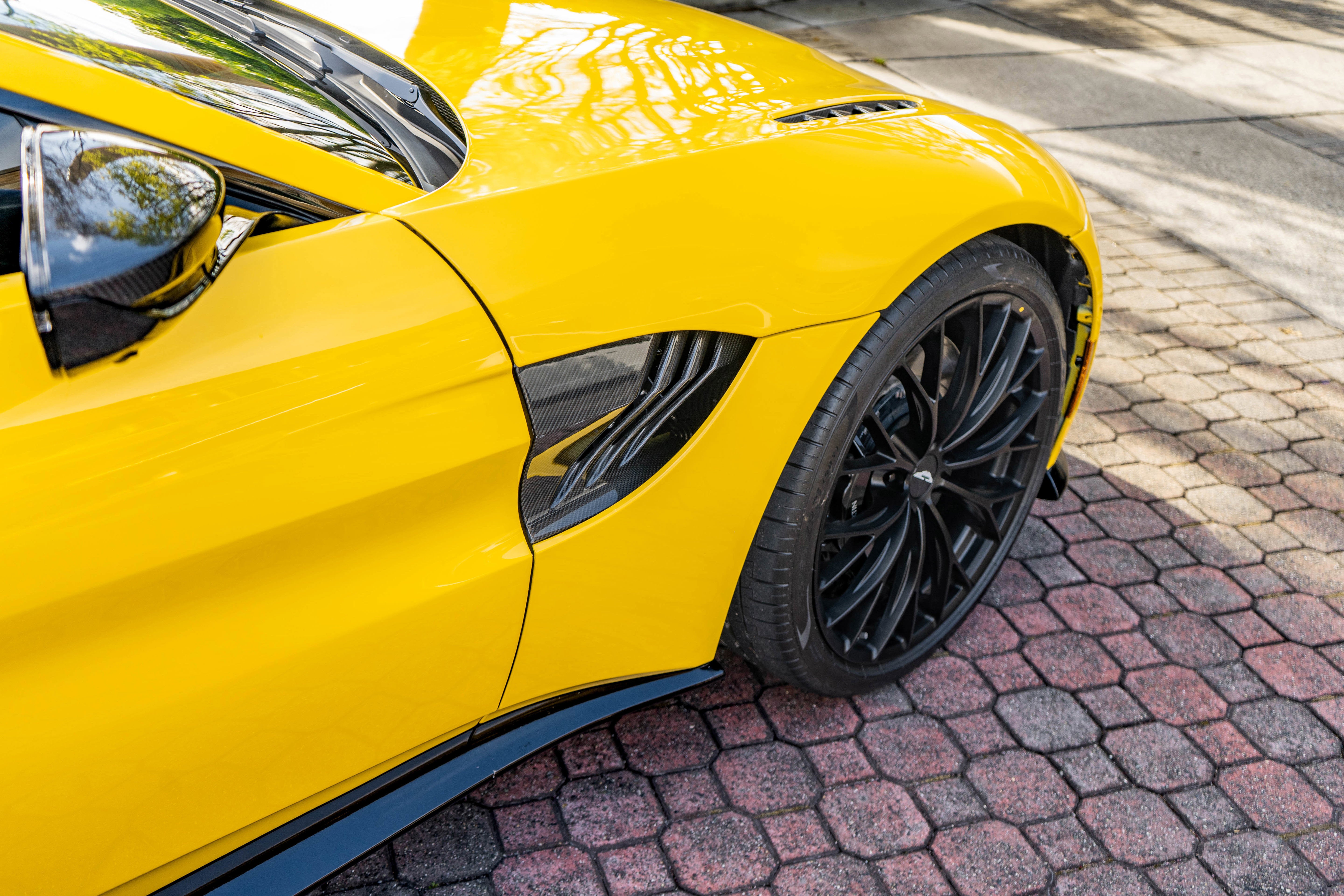 2023 Aston Martin Vantage Coupe