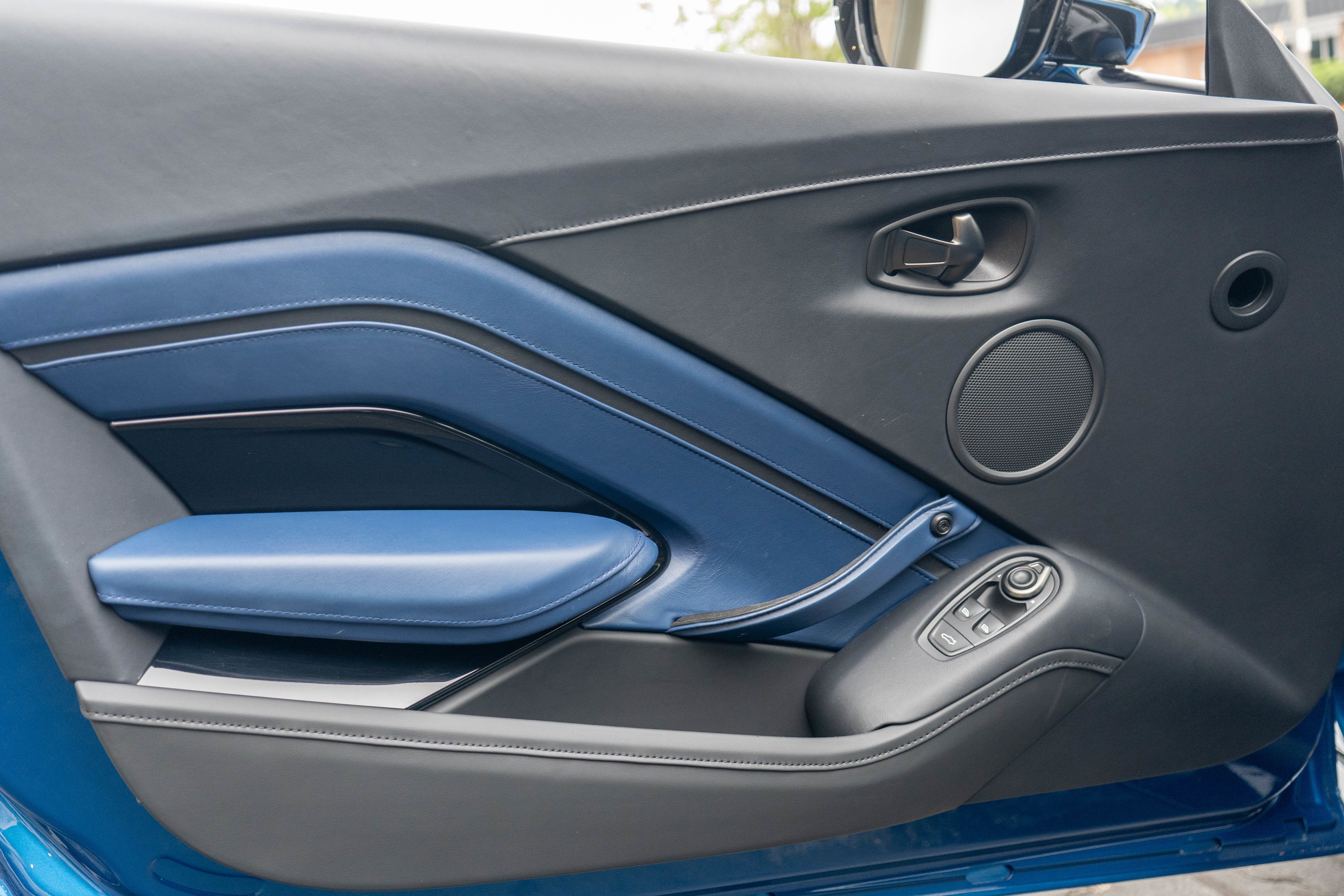 2022 Aston Martin Vantage Coupe