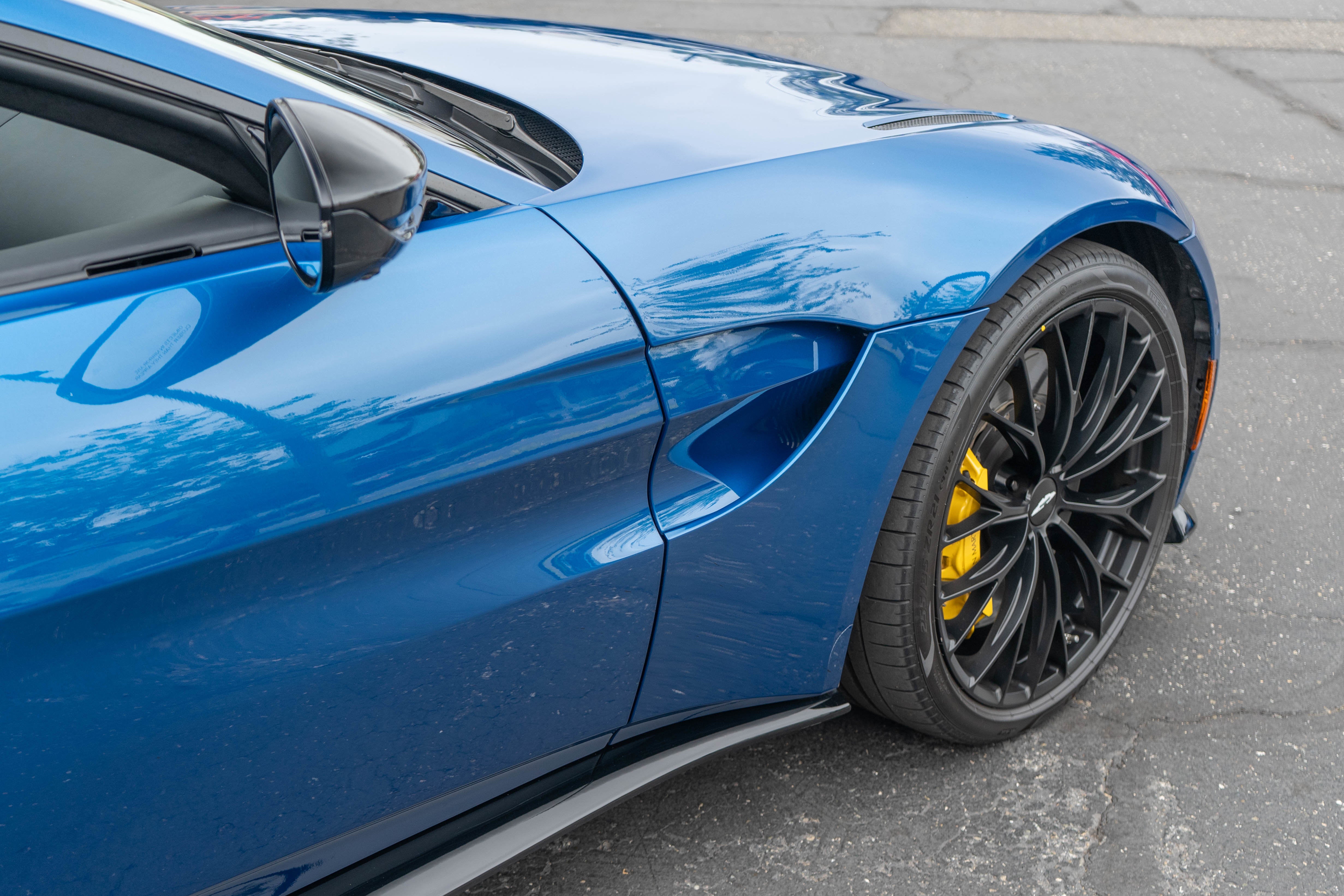 2022 Aston Martin Vantage Coupe