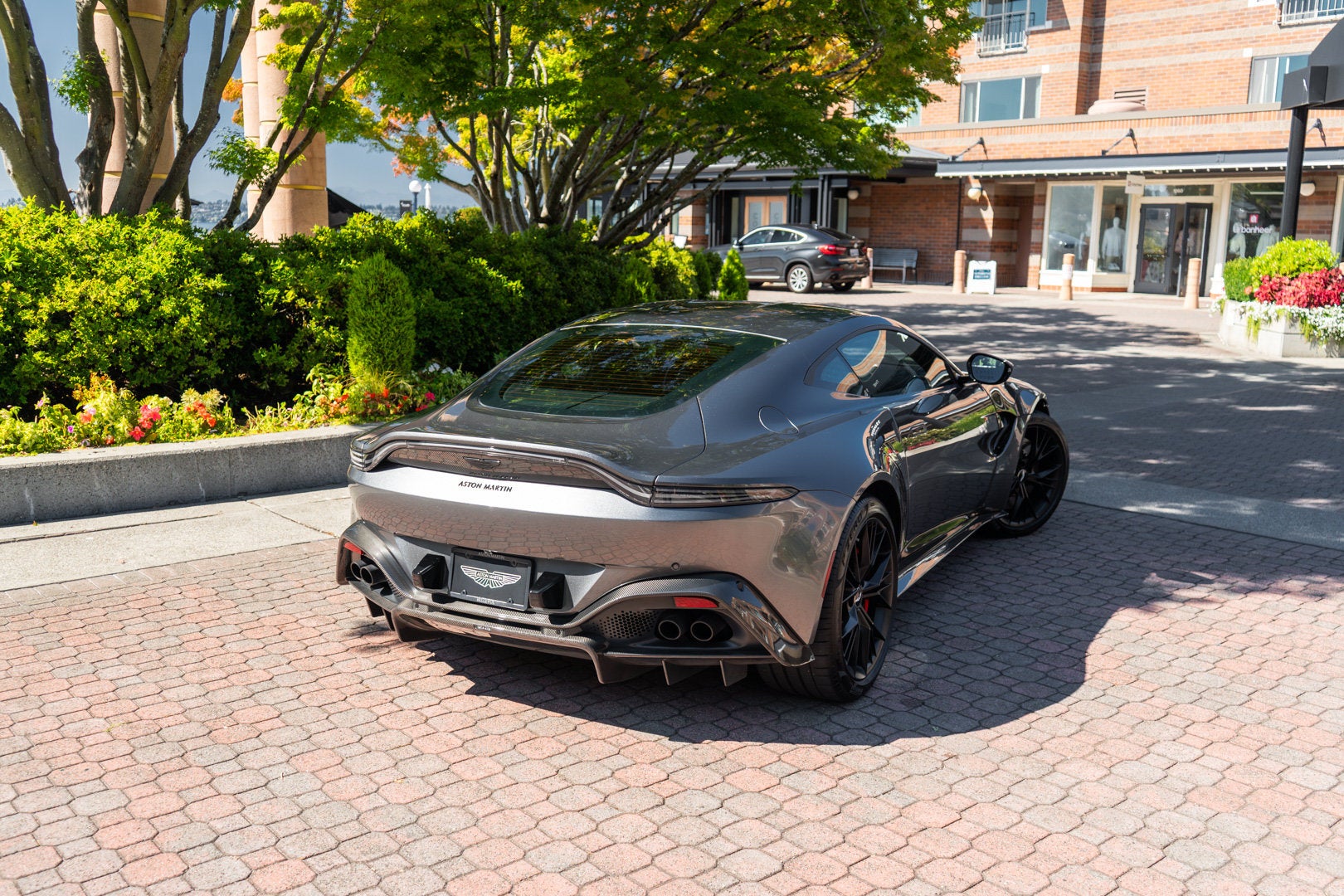 2021 Aston Martin Vantage Coupe Automatic