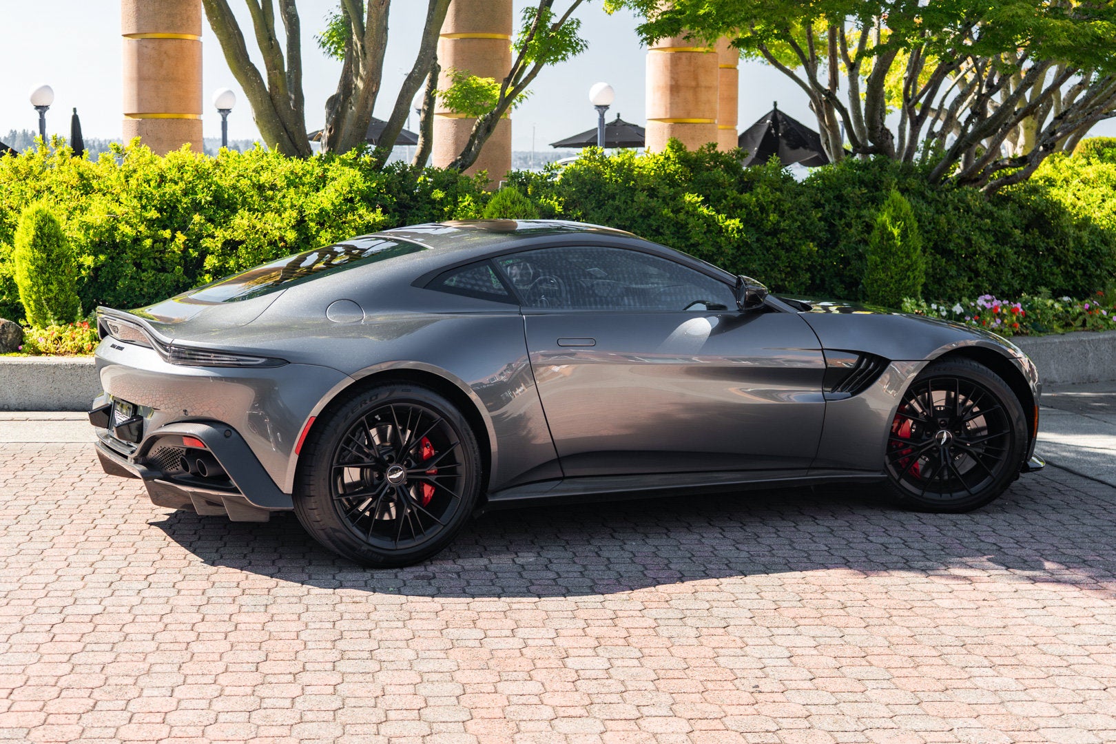 2021 Aston Martin Vantage Coupe Automatic