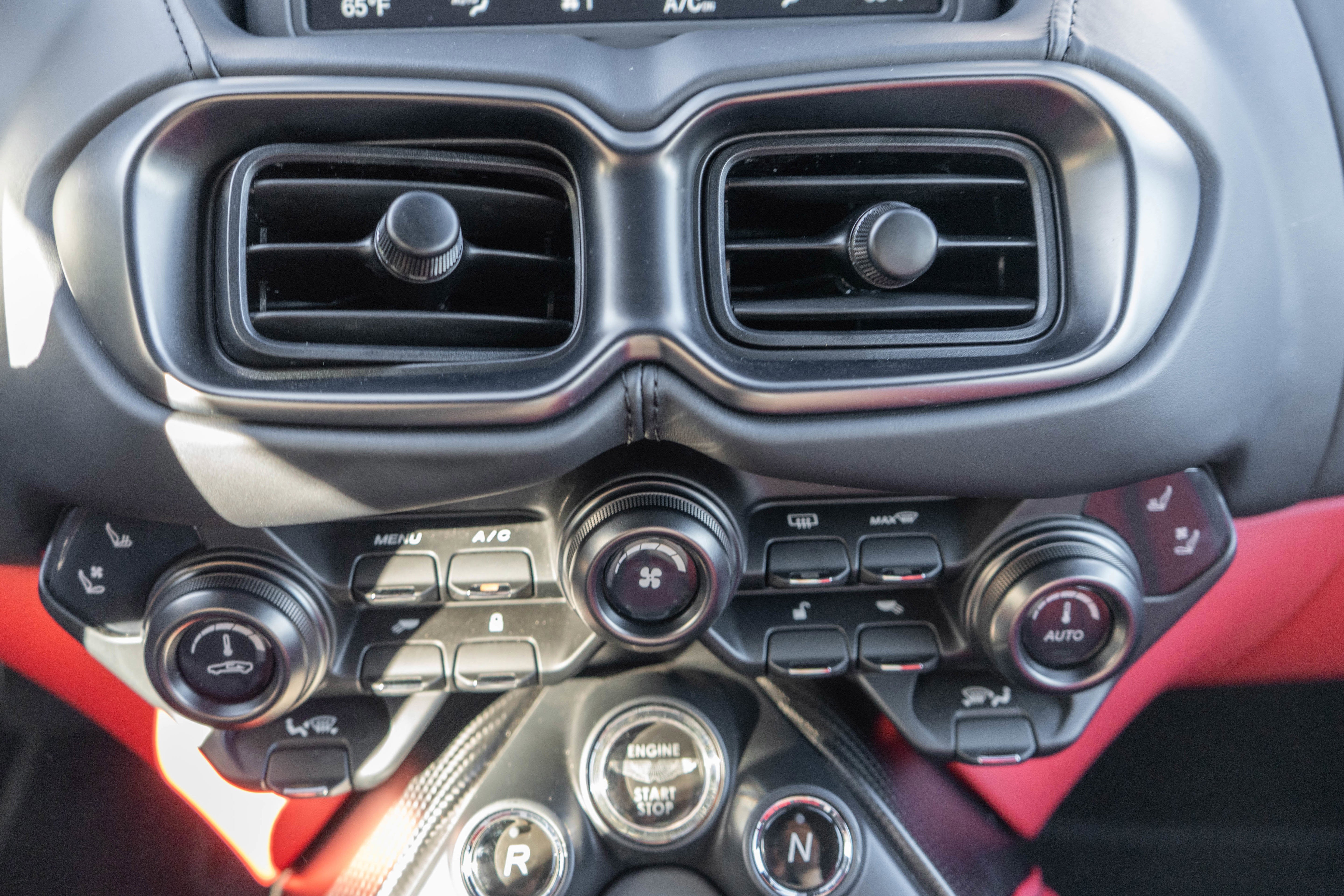 2023 Aston Martin Vantage Coupe