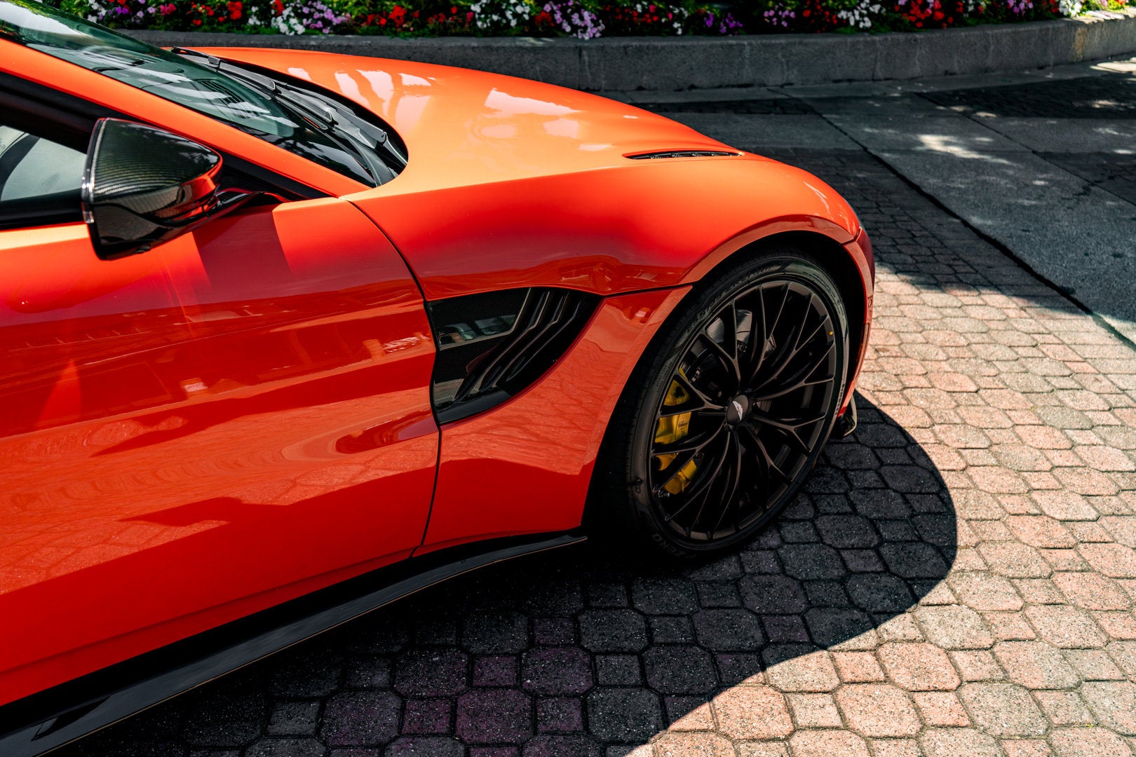 2023 Aston Martin Vantage Roadster