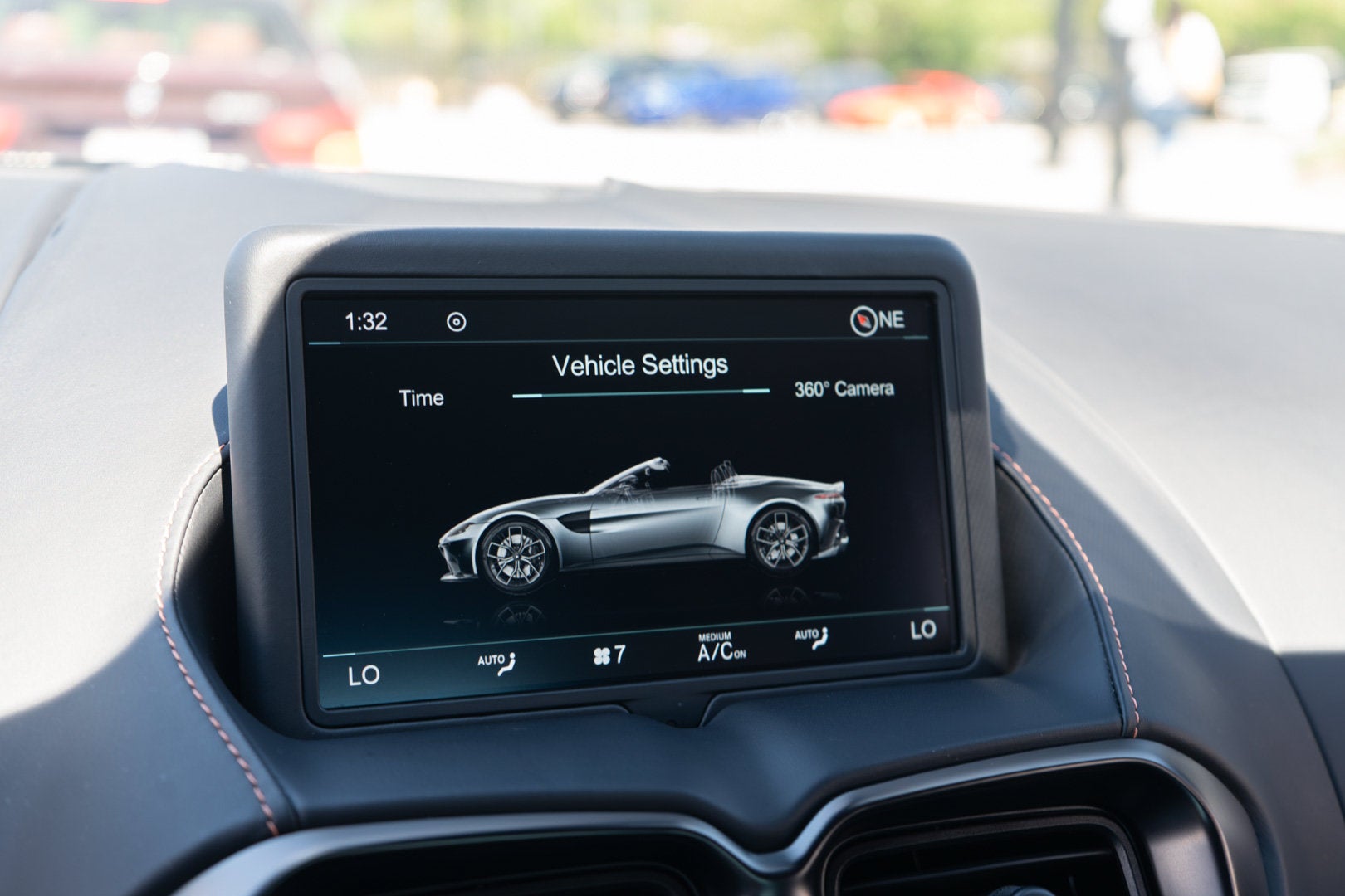2023 Aston Martin Vantage Roadster