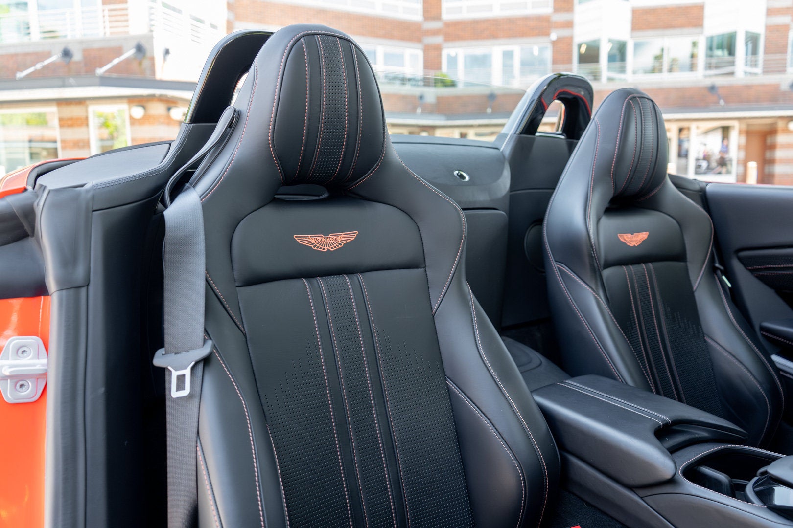 2023 Aston Martin Vantage Roadster