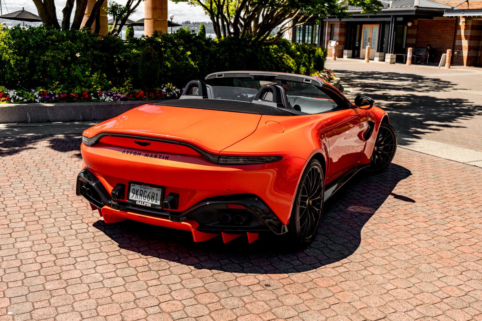 2023 Aston Martin Vantage Roadster