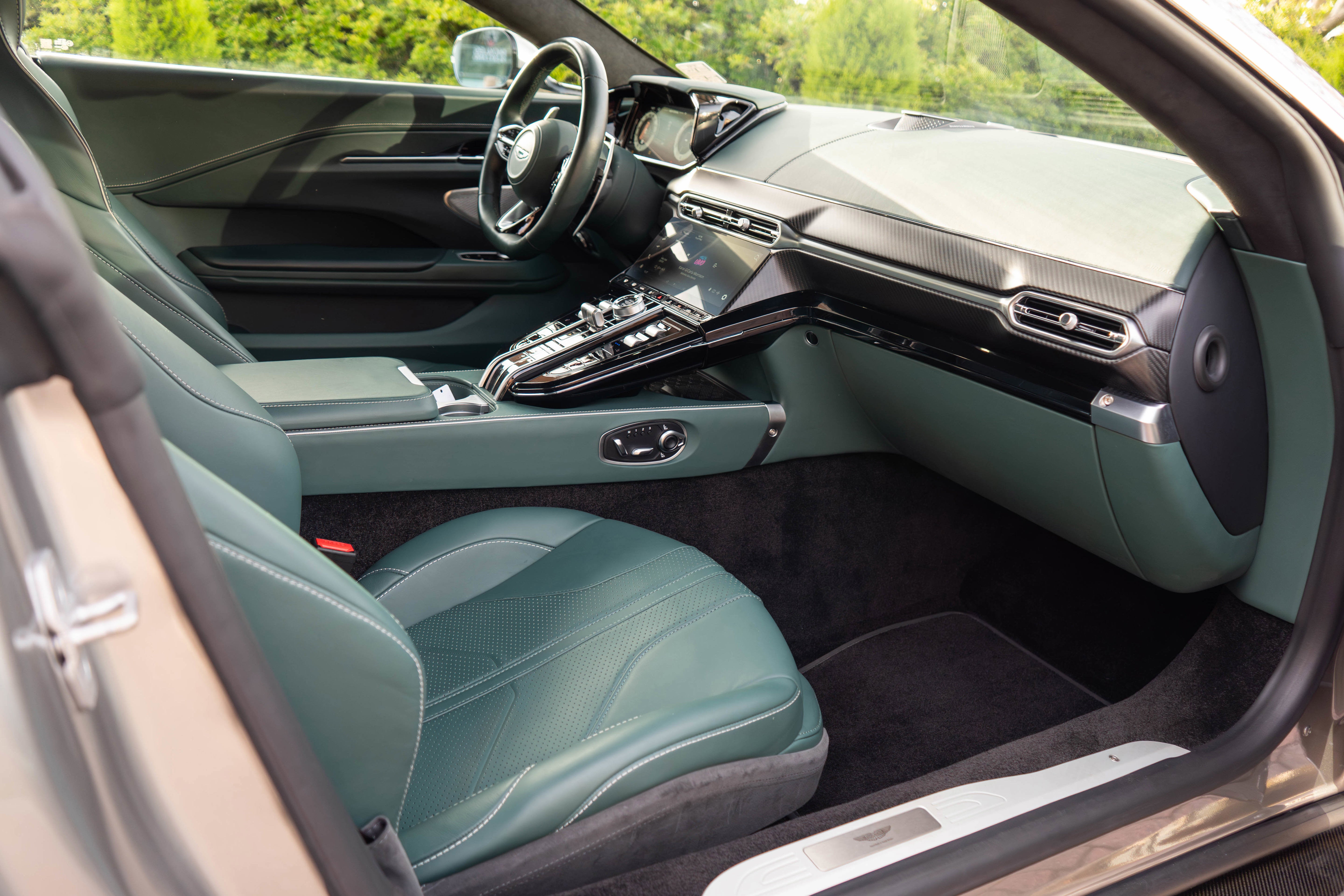 2025 Aston Martin Vantage Coupe