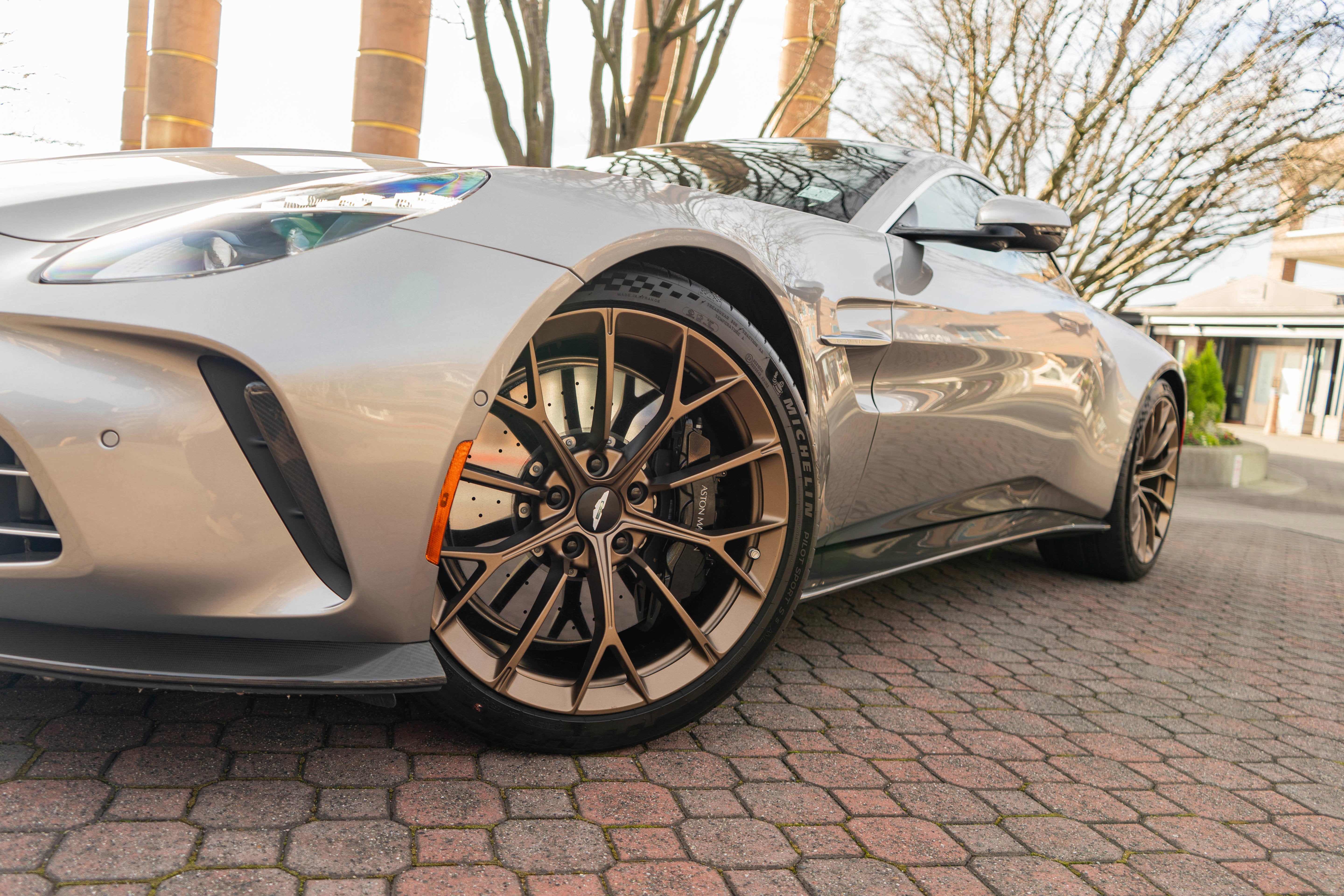 2025 Aston Martin Vantage Coupe