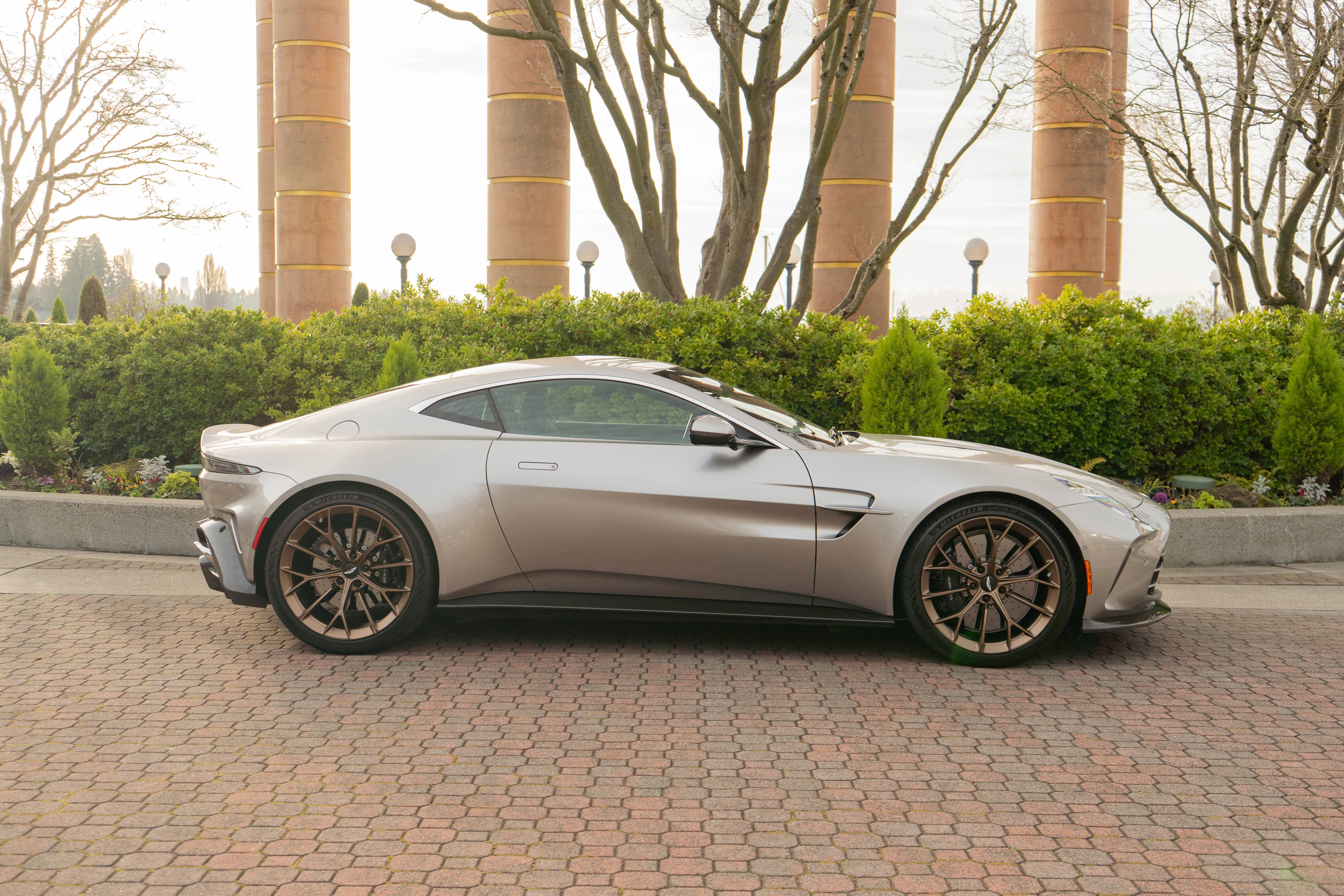 2025 Aston Martin Vantage Coupe