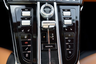 2025 Aston Martin Vantage Coupe