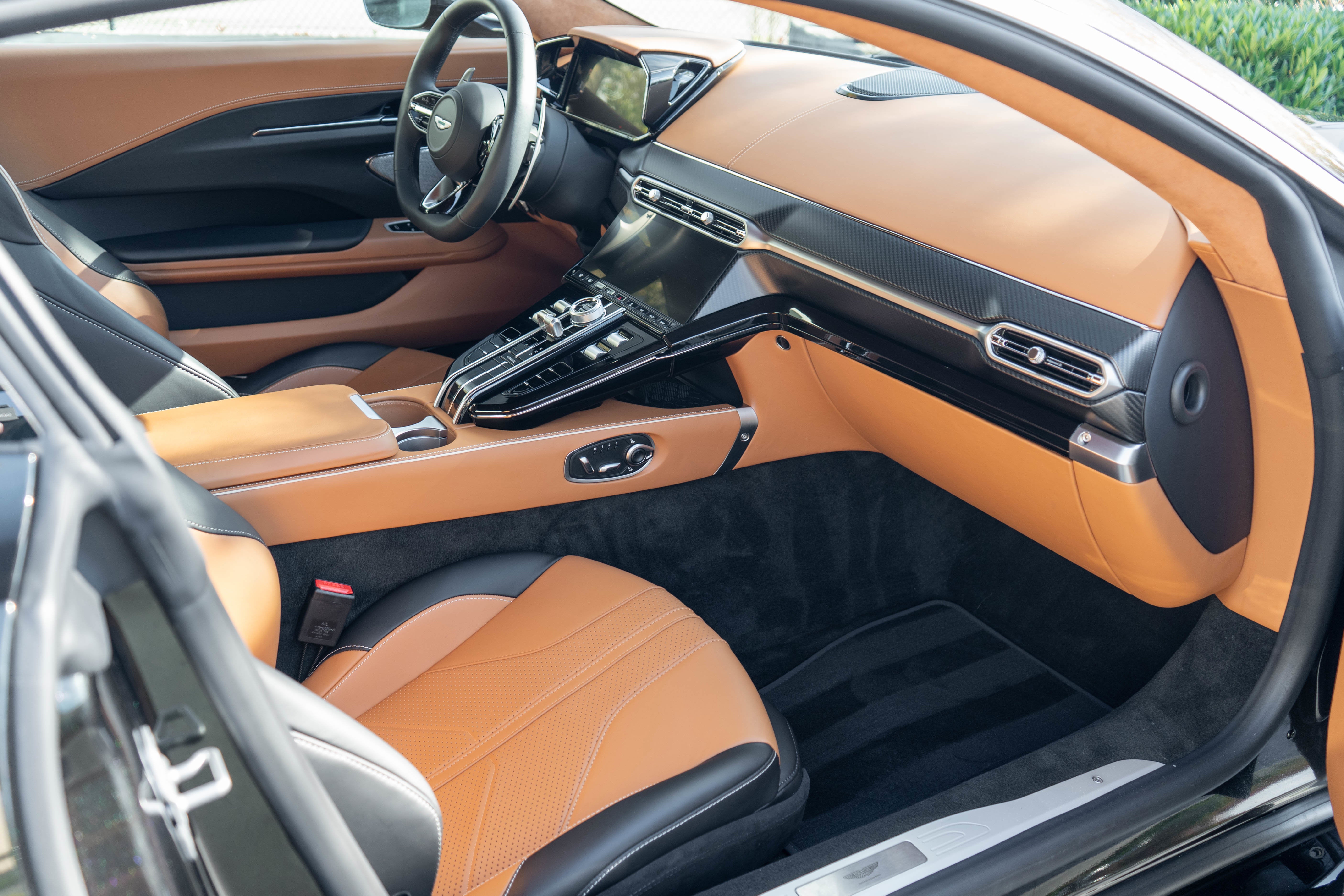 2025 Aston Martin Vantage Coupe