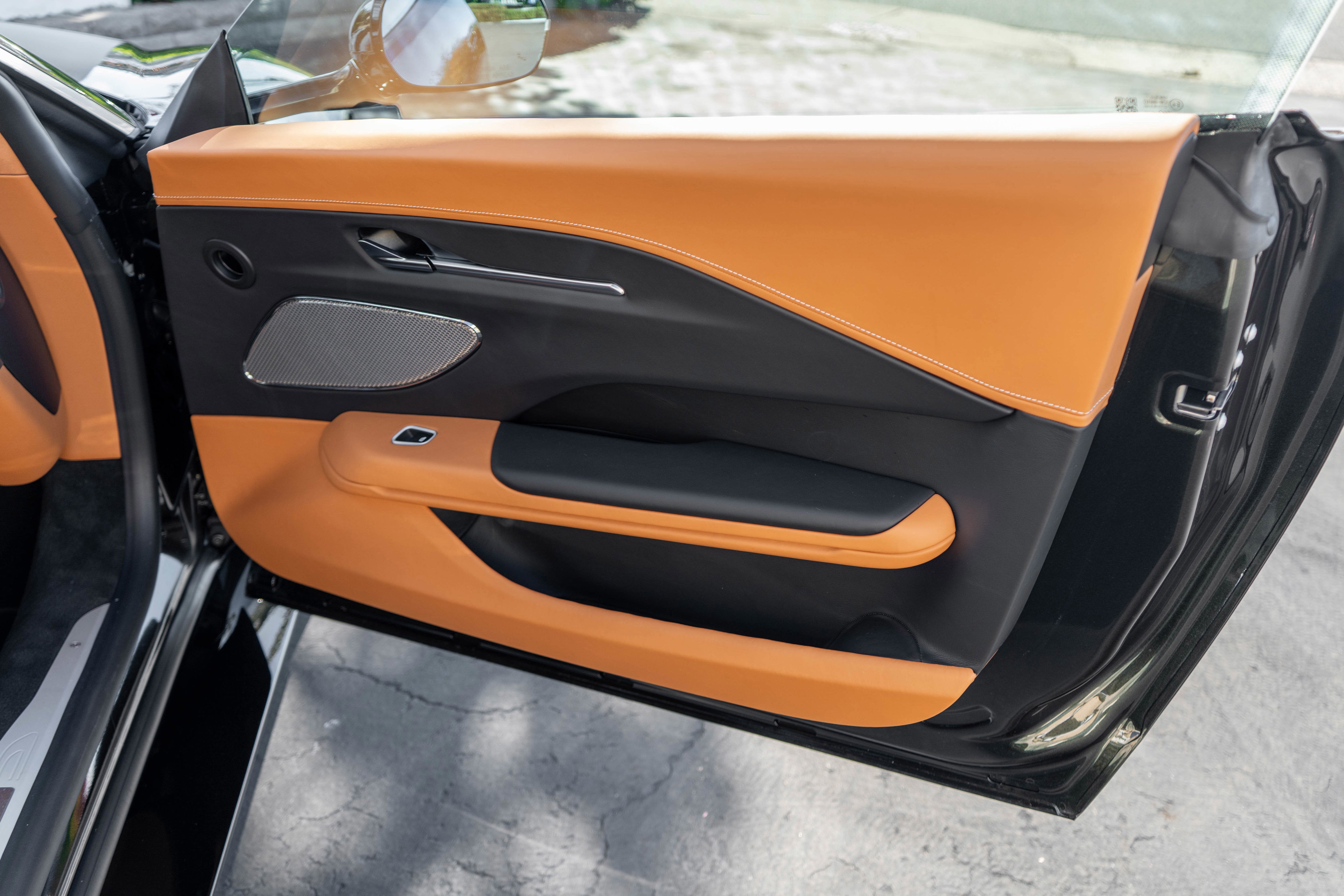 2025 Aston Martin Vantage Coupe