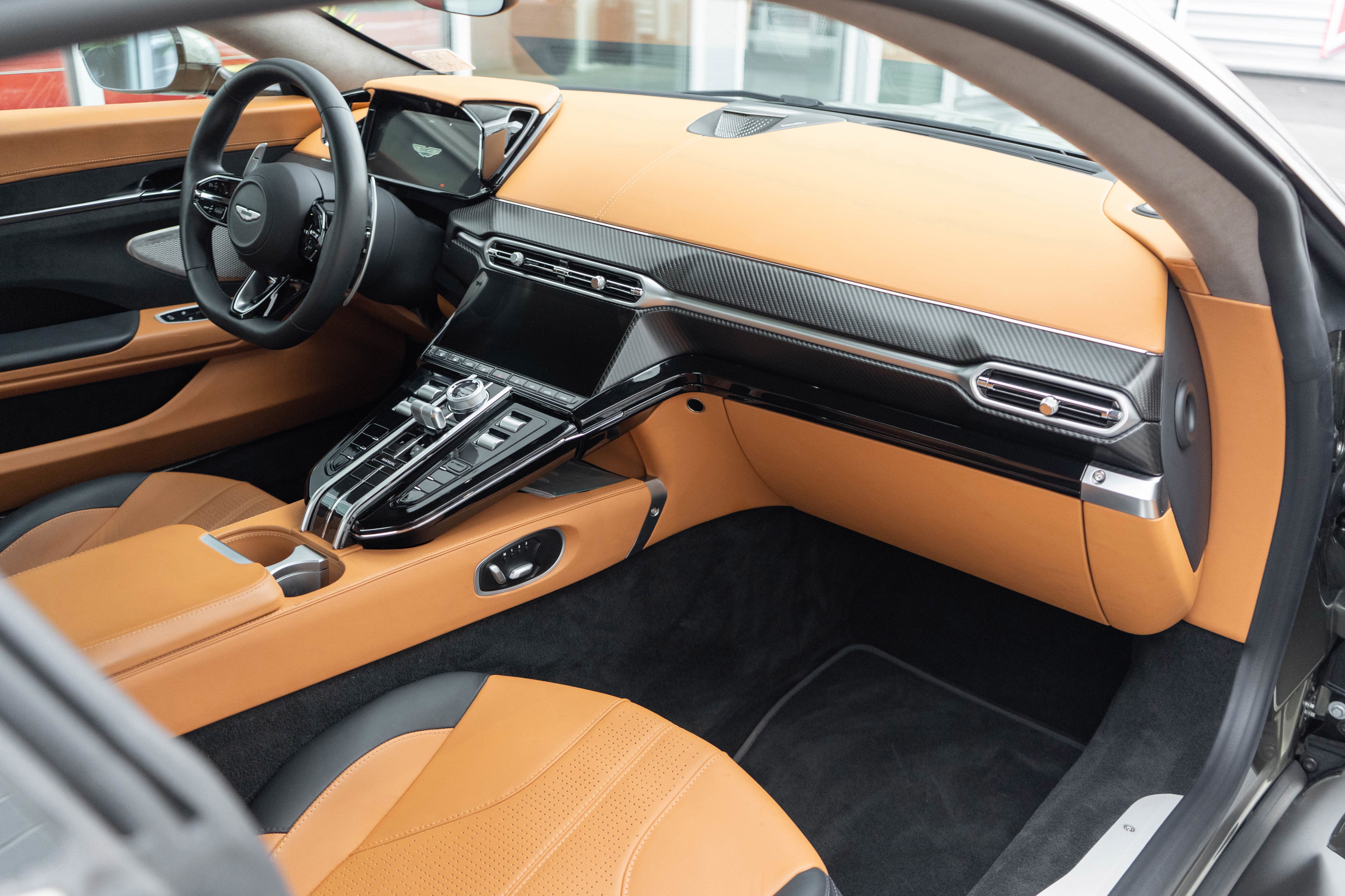 2025 Aston Martin Vantage Coupe