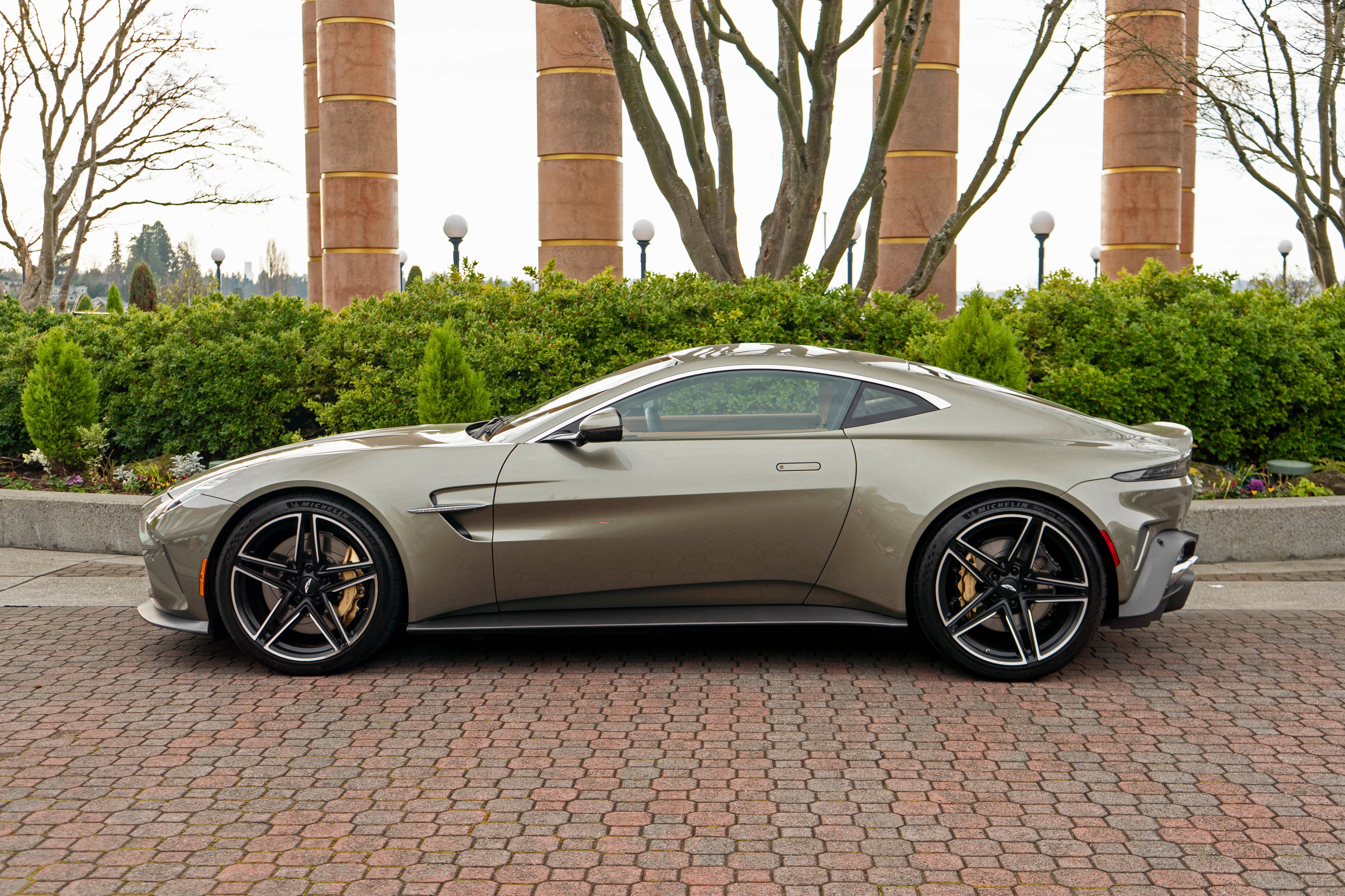 2025 Aston Martin Vantage Coupe