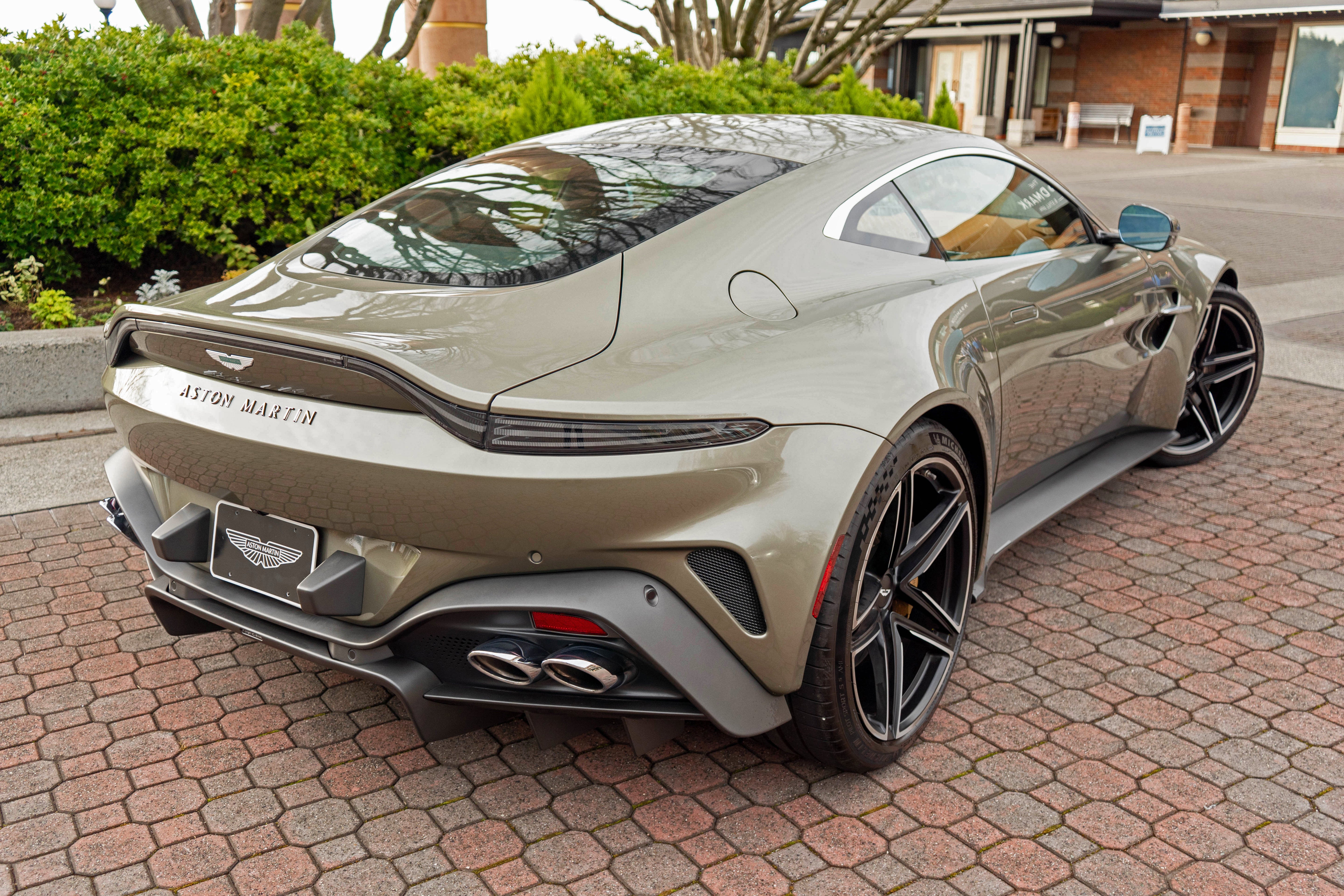 2025 Aston Martin Vantage Coupe