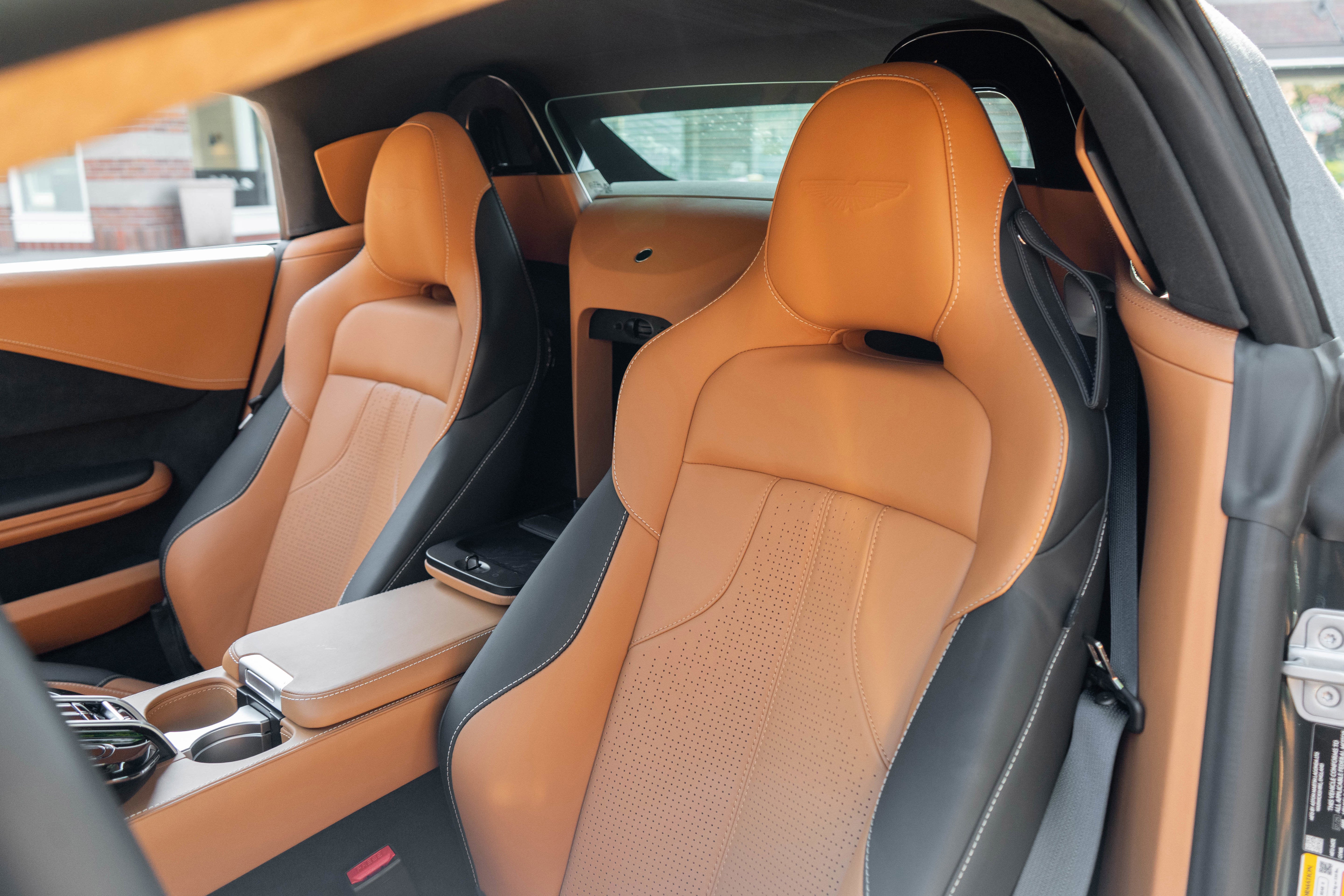 2026 Aston Martin Vantage Roadster