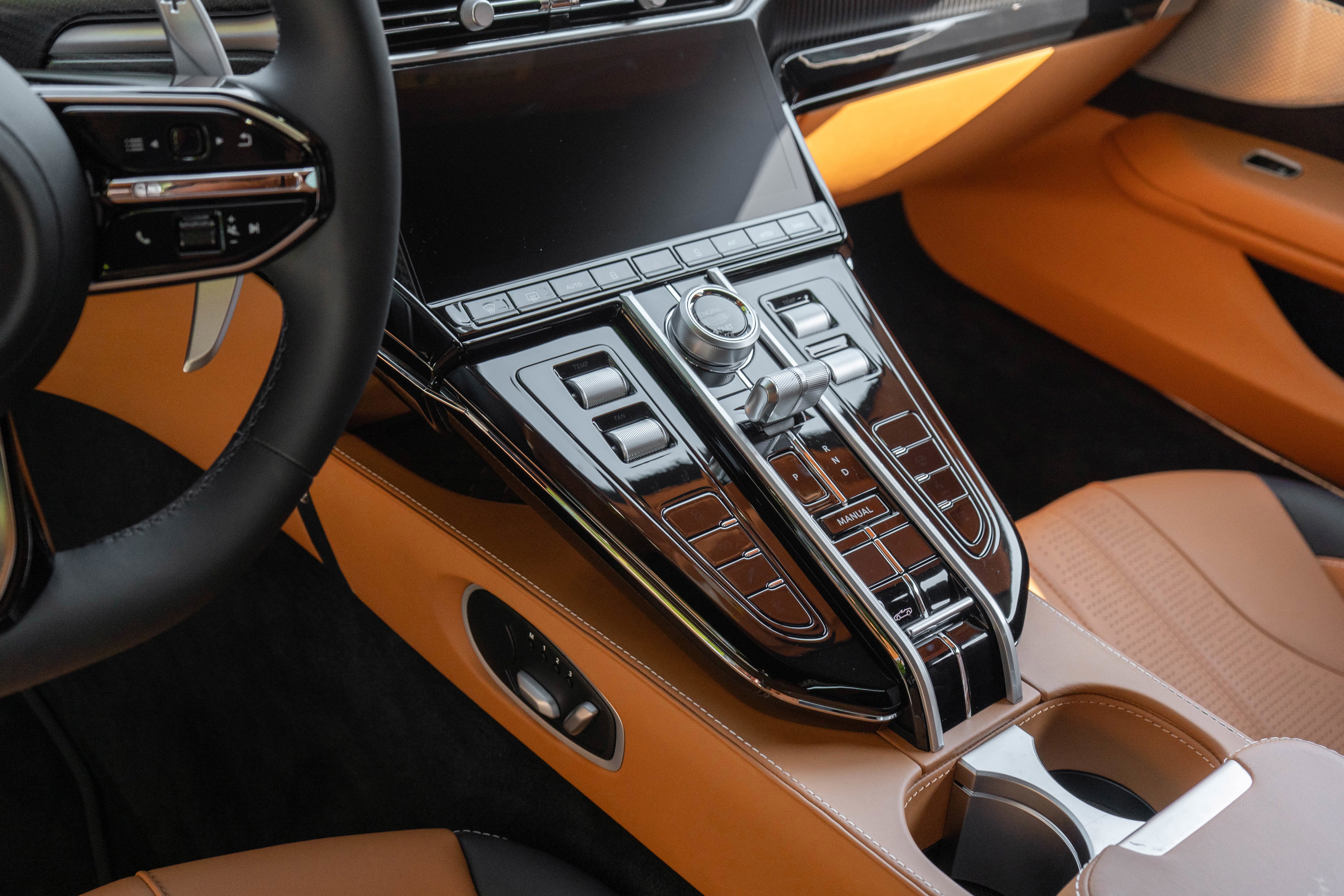 2026 Aston Martin Vantage Roadster