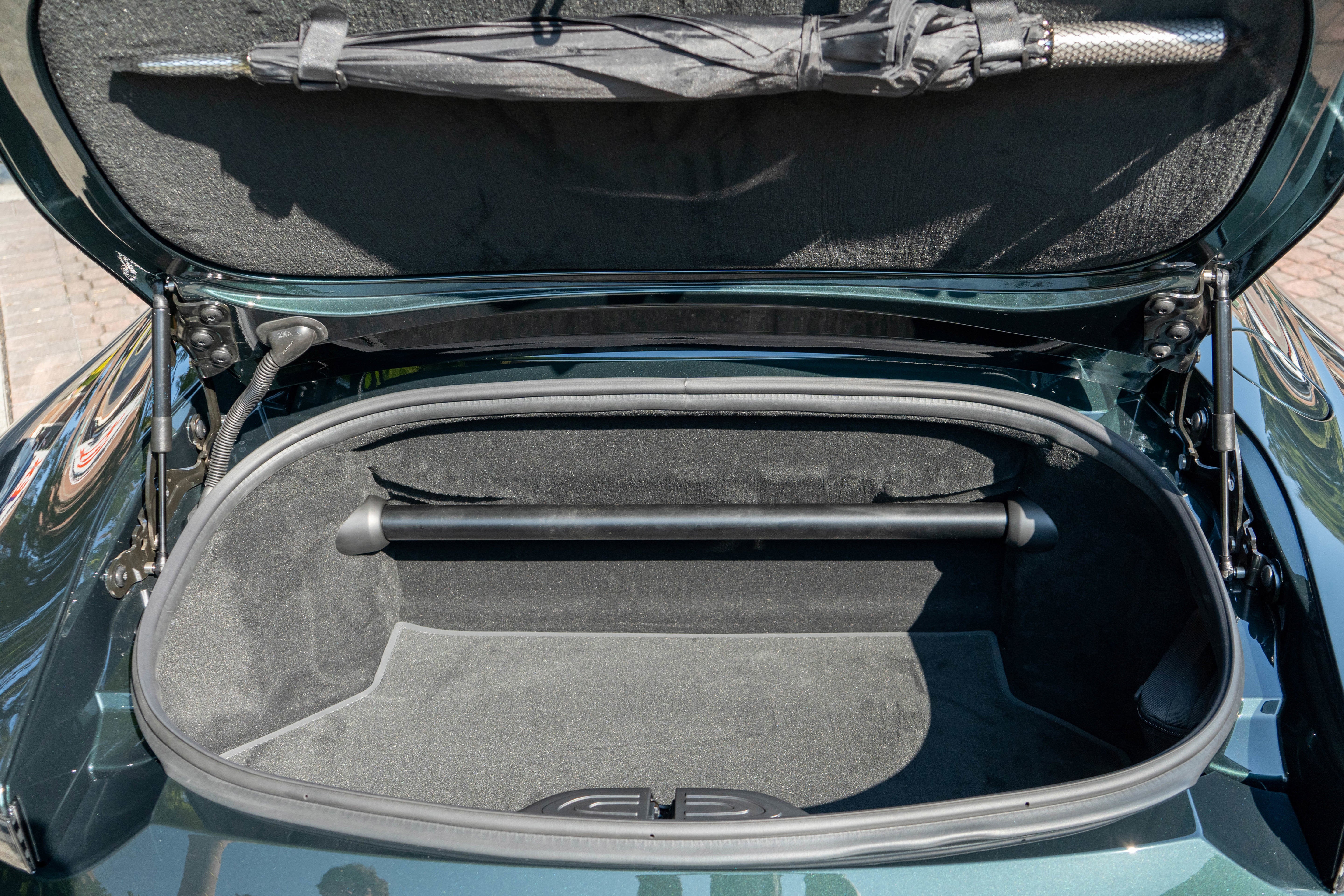 2026 Aston Martin Vantage Roadster