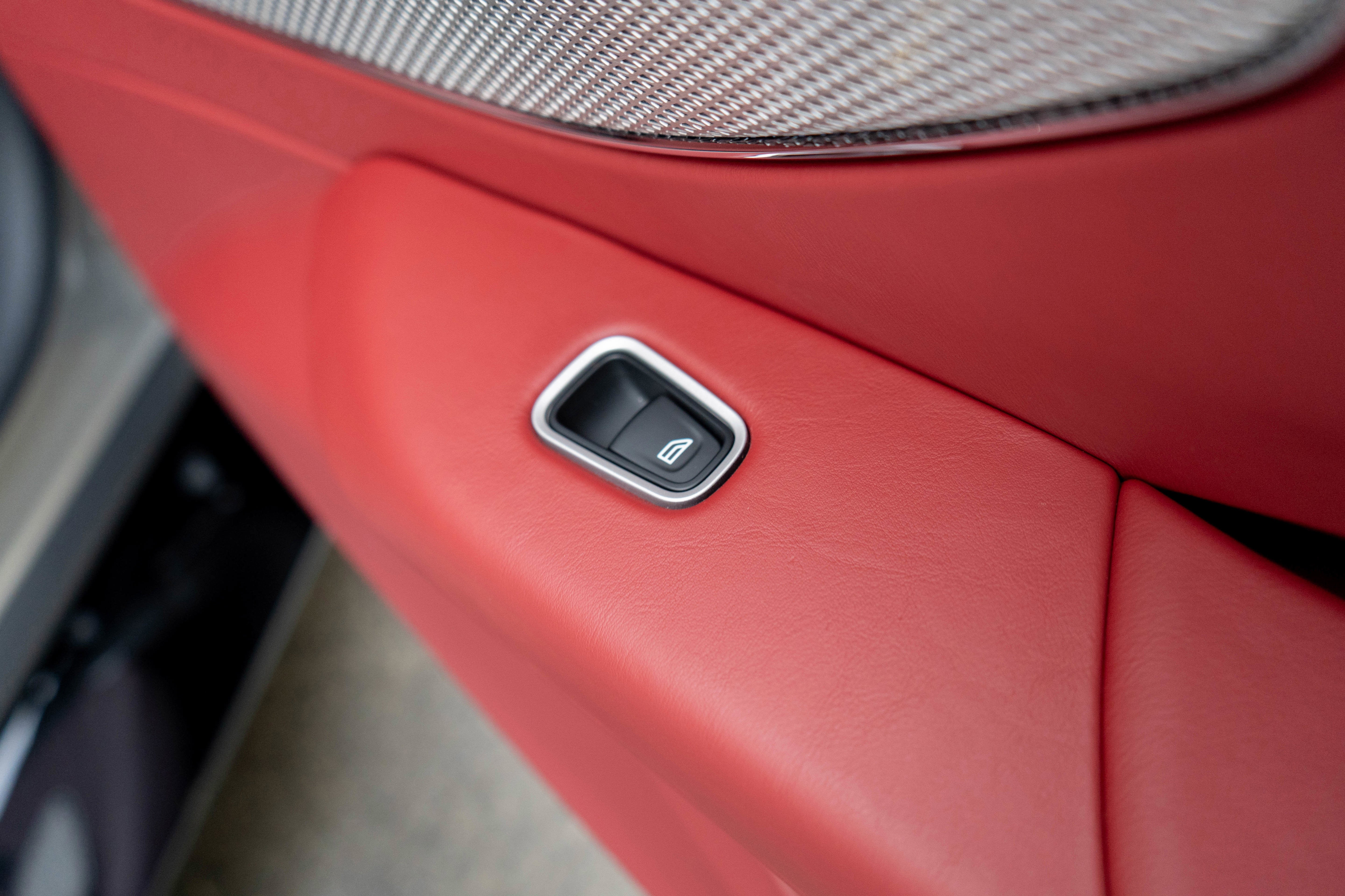 2026 Aston Martin Vantage S