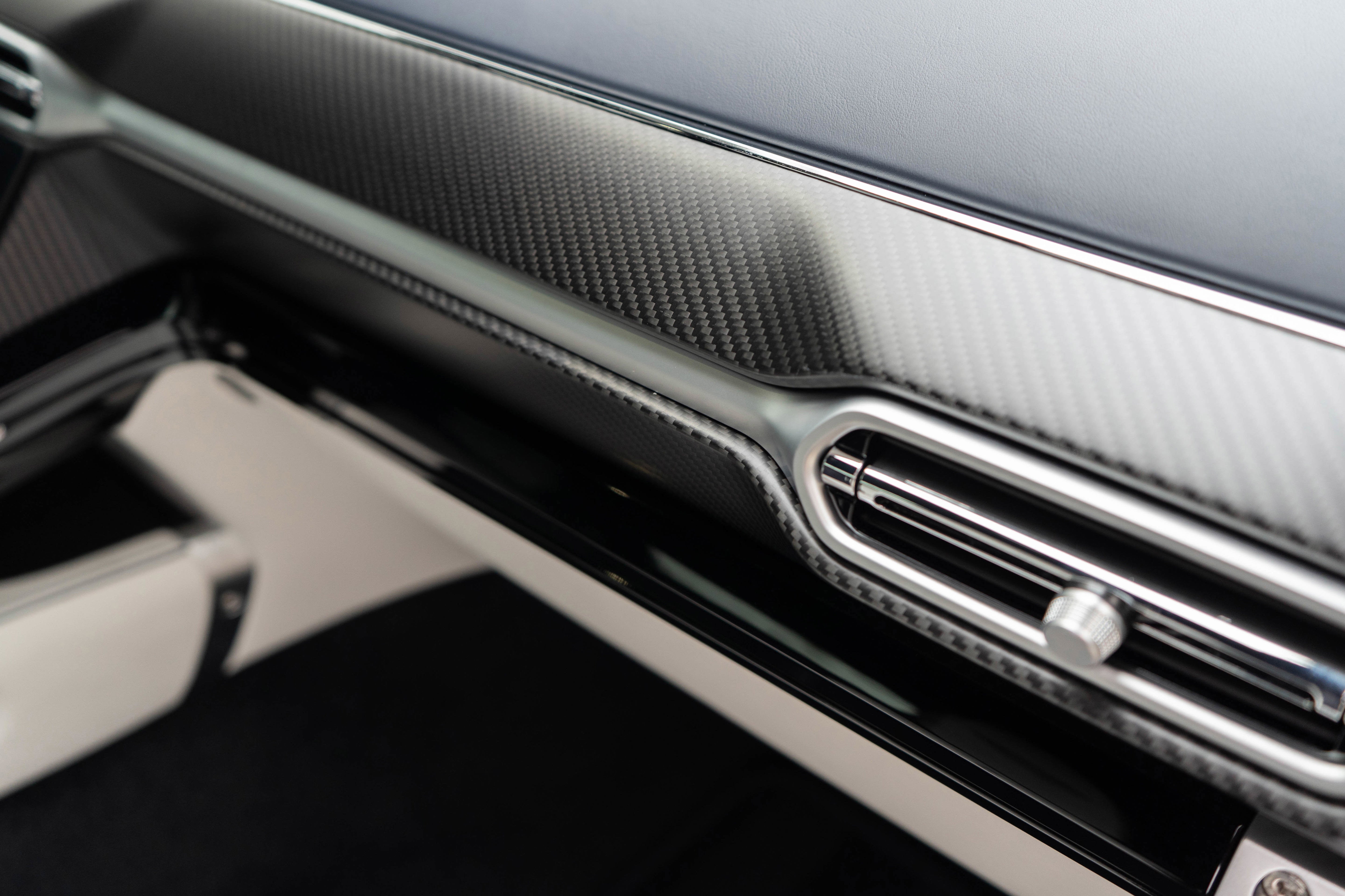 2026 Aston Martin Vantage S