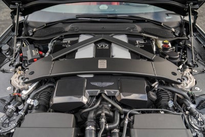 2025 Aston Martin Vanquish Coupe