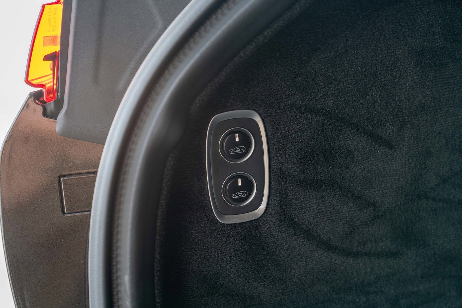 2021 Aston Martin DBX AWD