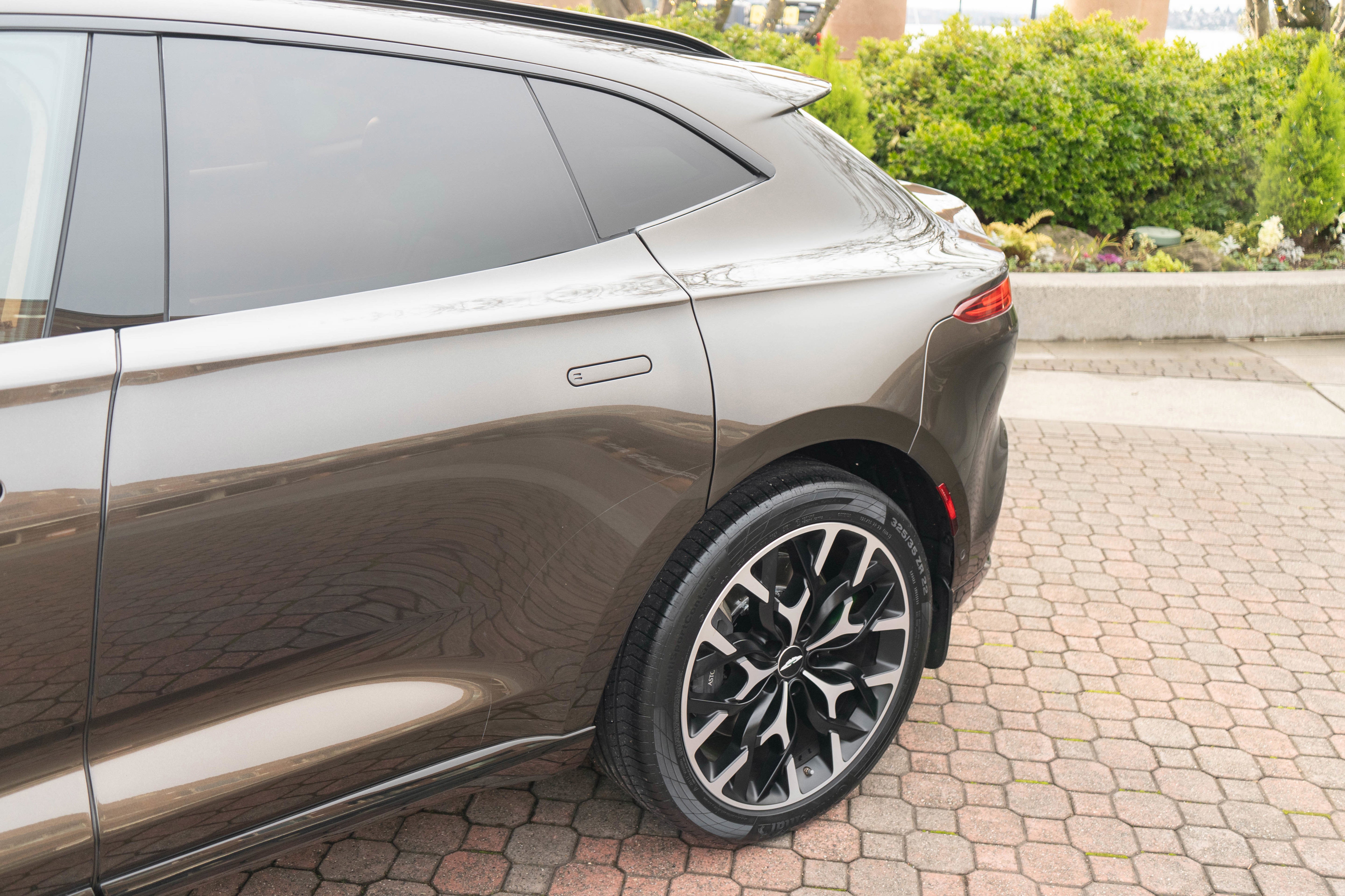 2021 Aston Martin DBX AWD