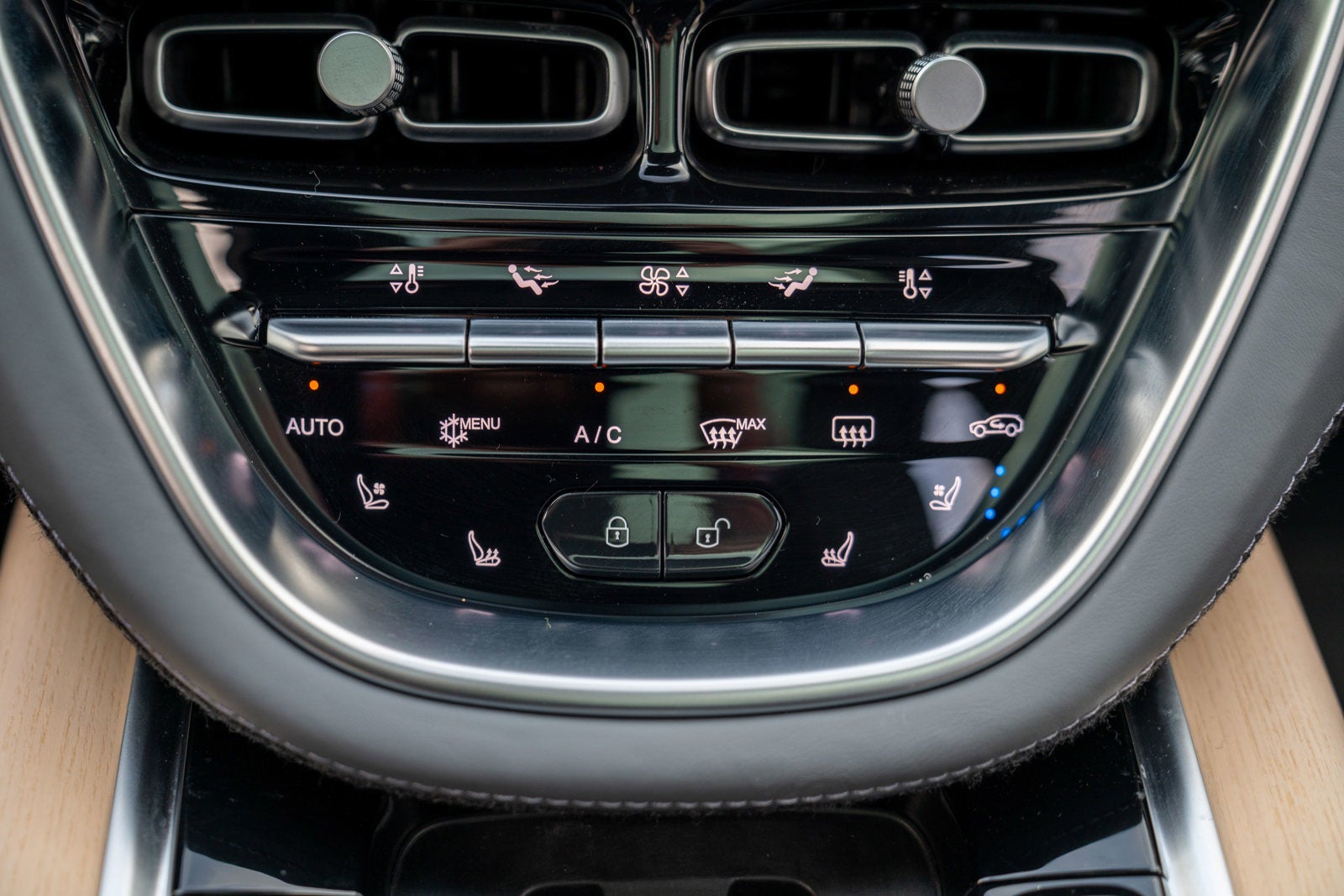 2021 Aston Martin DBX AWD