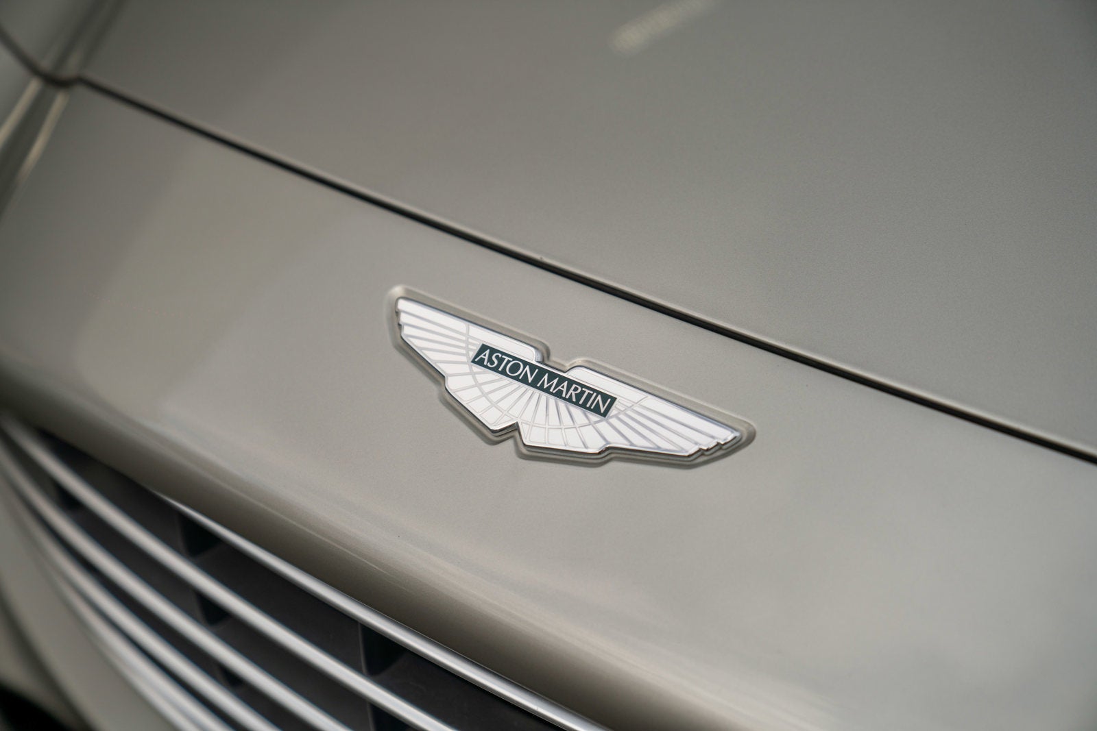 2021 Aston Martin DBX AWD