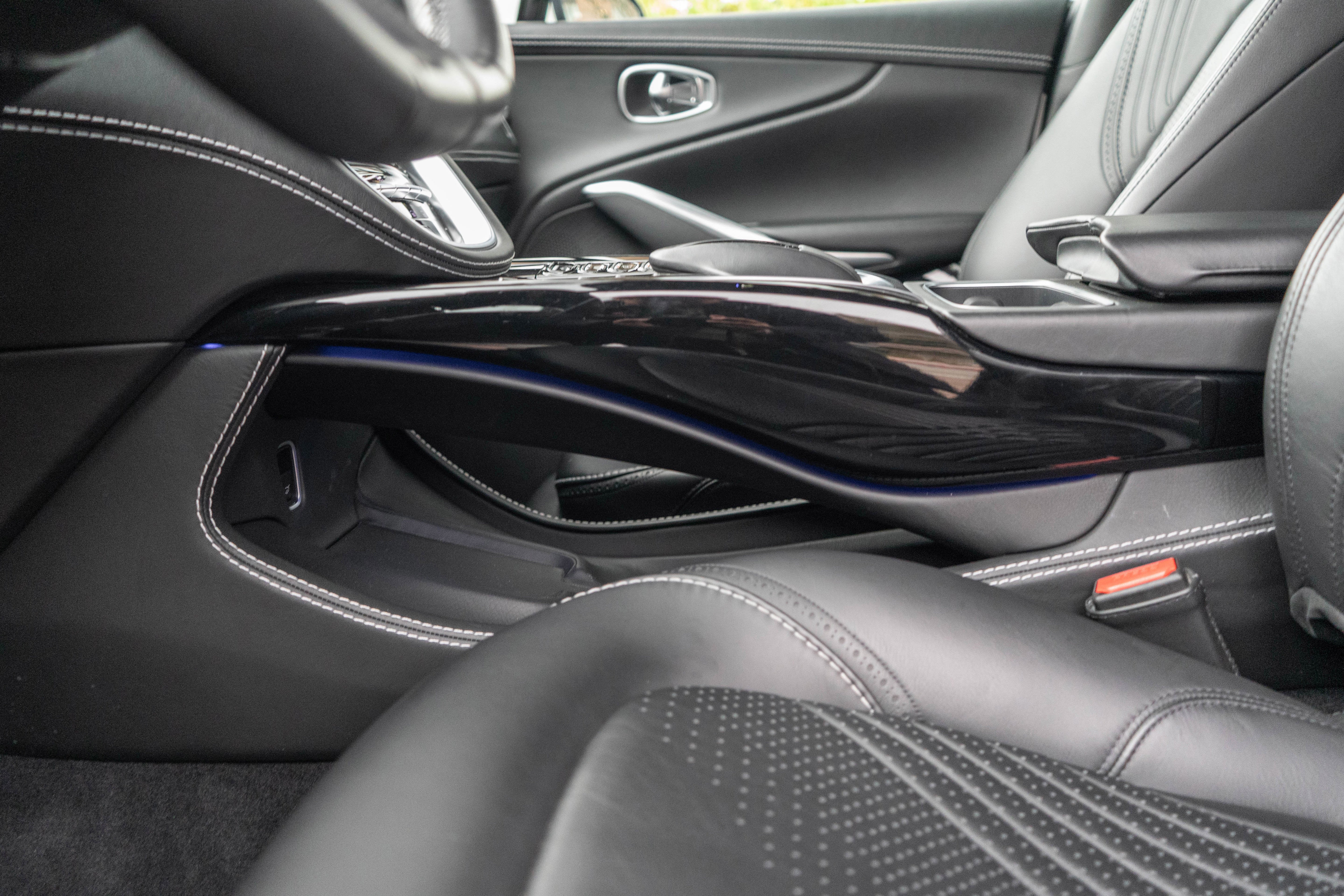 2021 Aston Martin DBX AWD