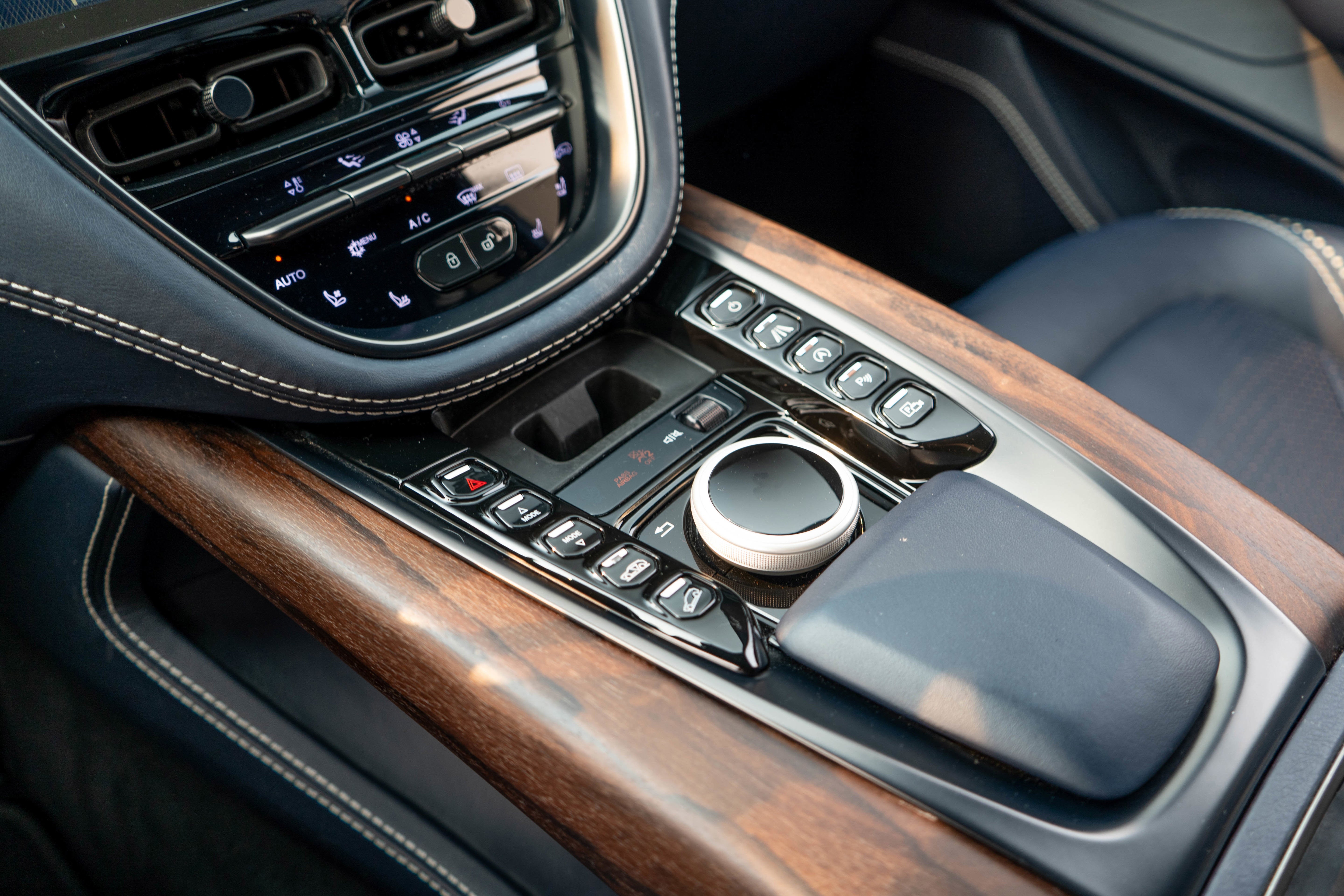 2021 Aston Martin DBX AWD