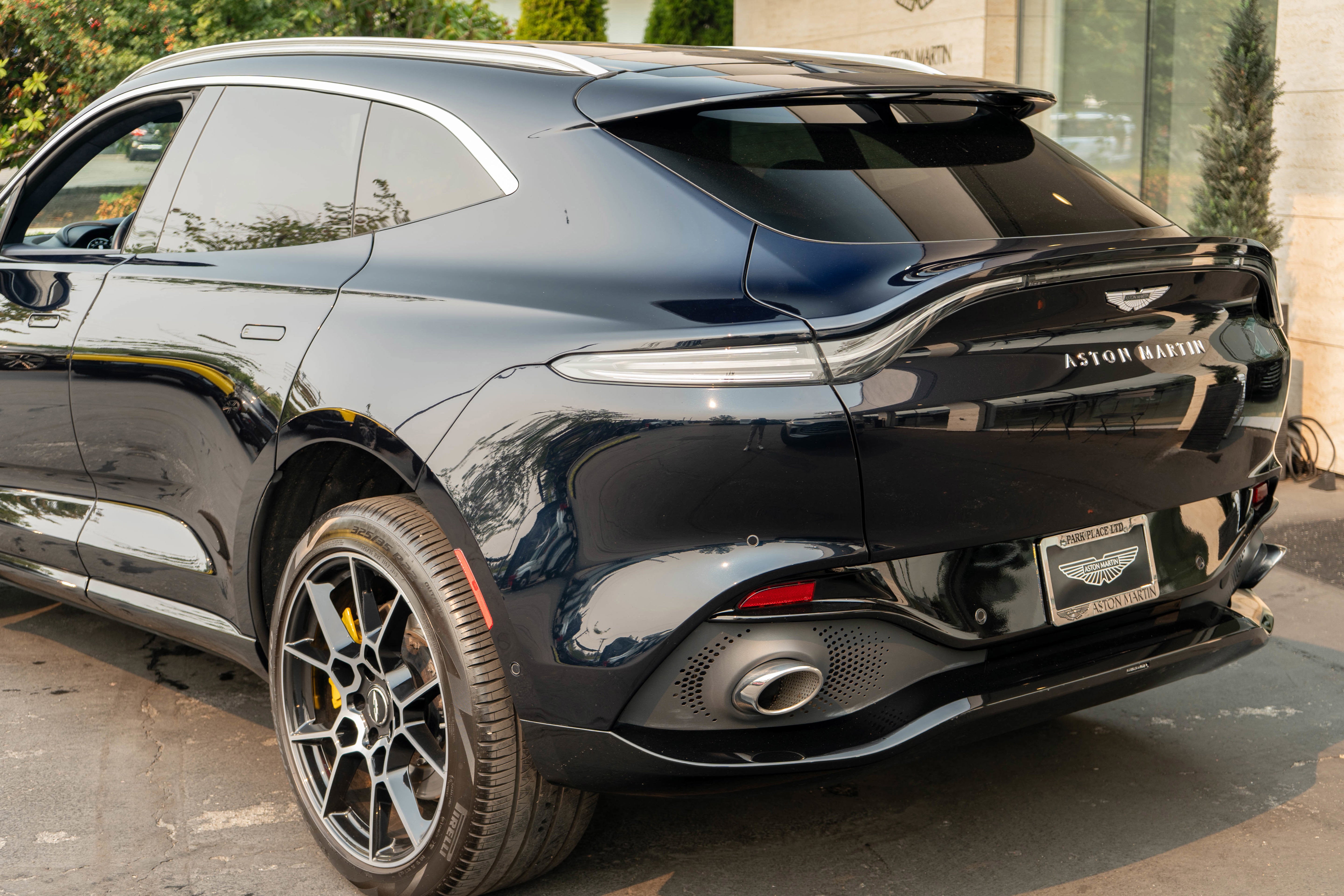 2021 Aston Martin DBX AWD