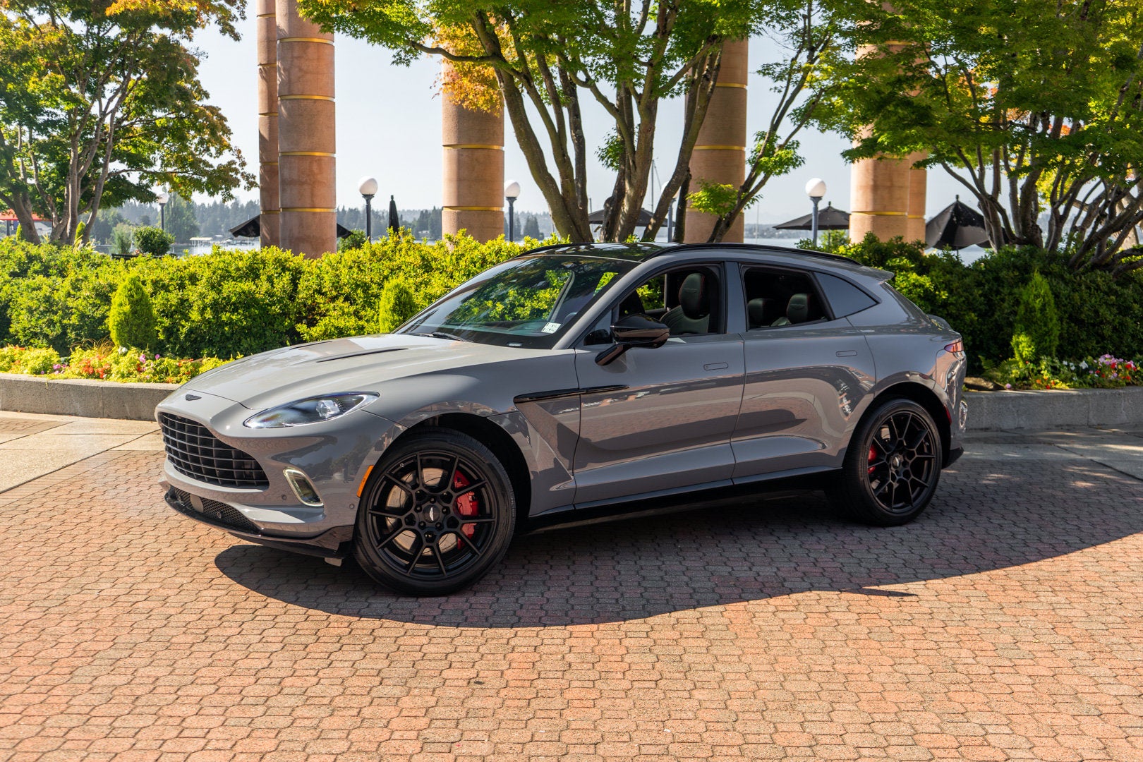 2022 Aston Martin DBX AWD