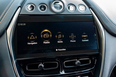 2023 Aston Martin DBX 707