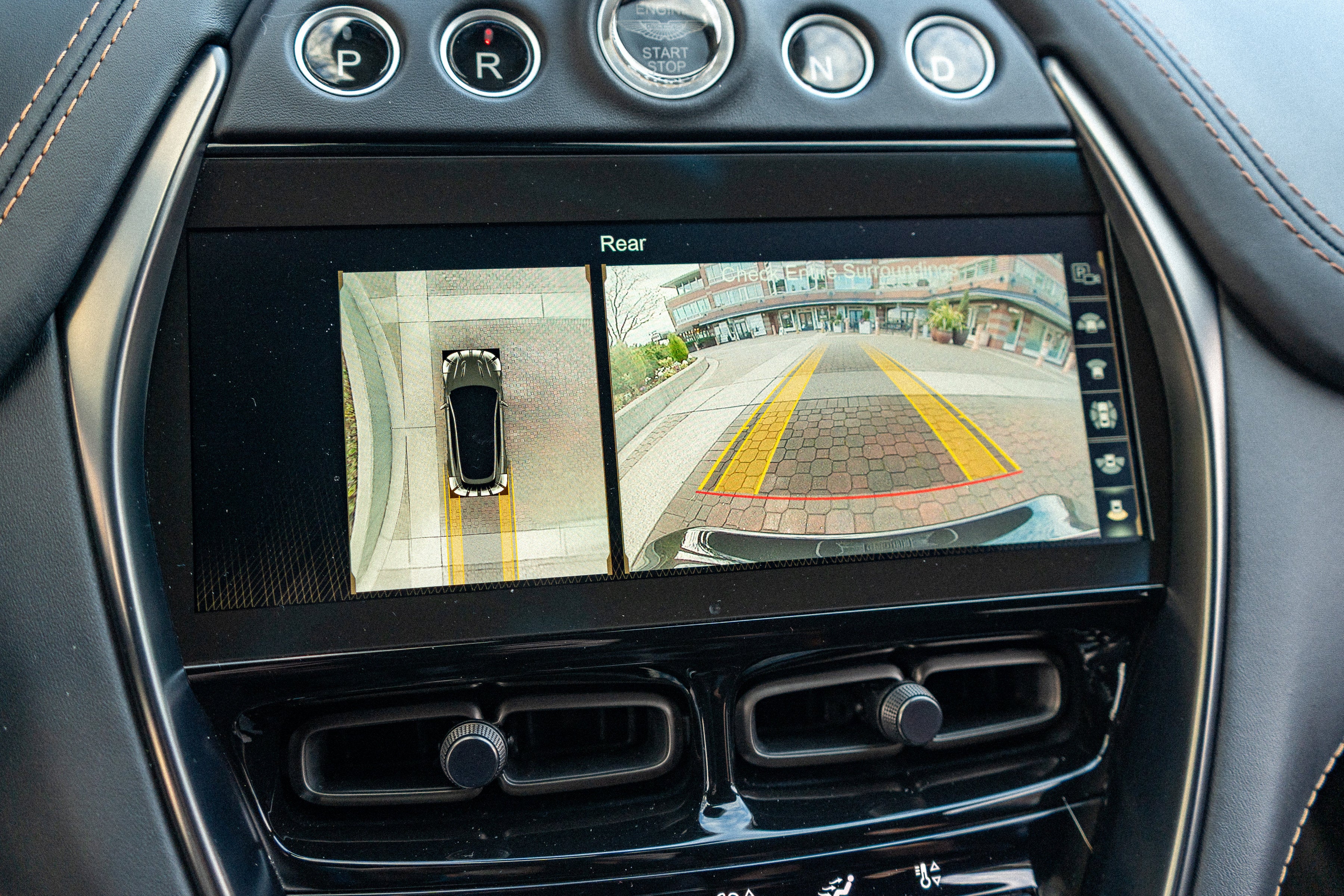 2023 Aston Martin DBX 707