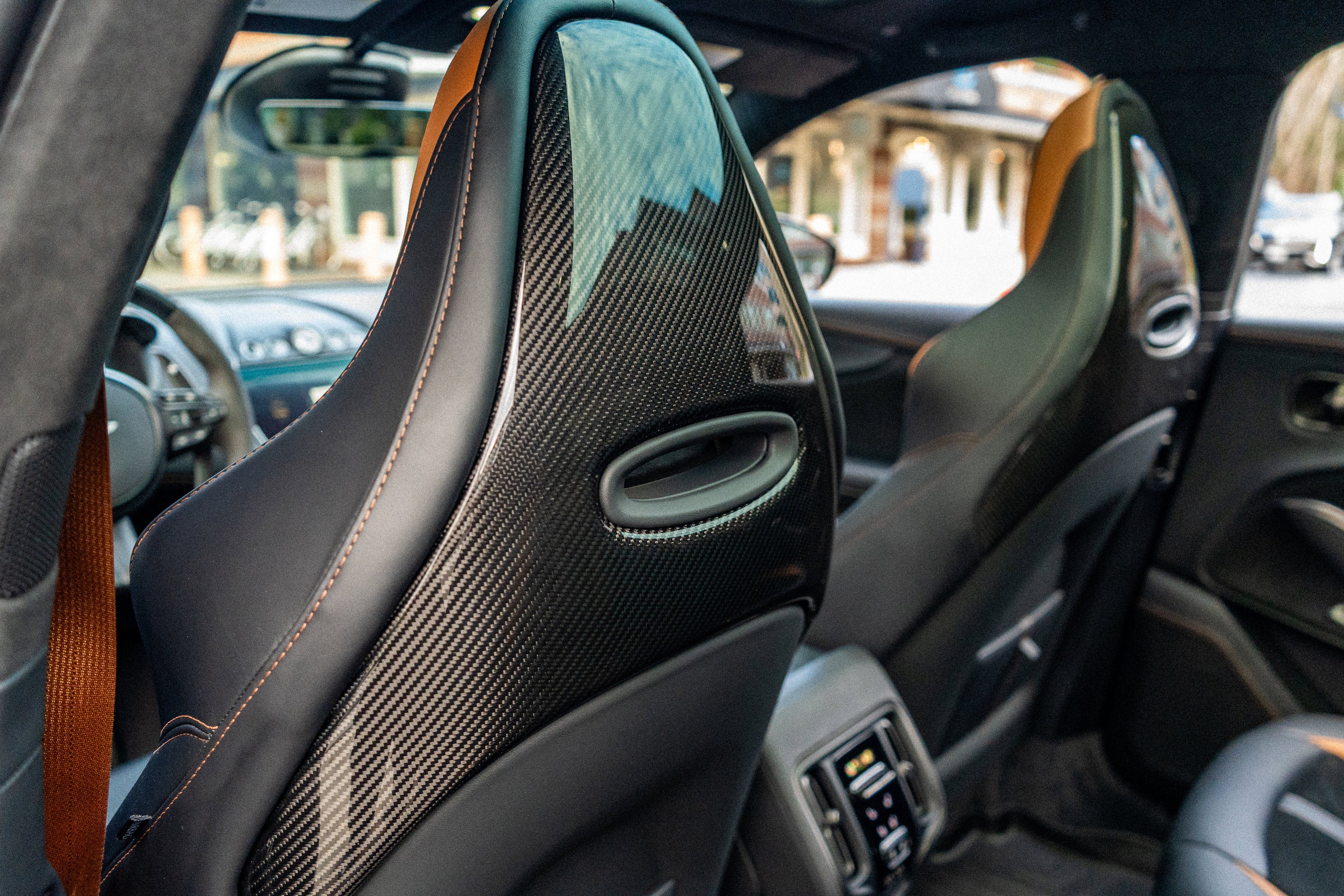 2023 Aston Martin DBX 707