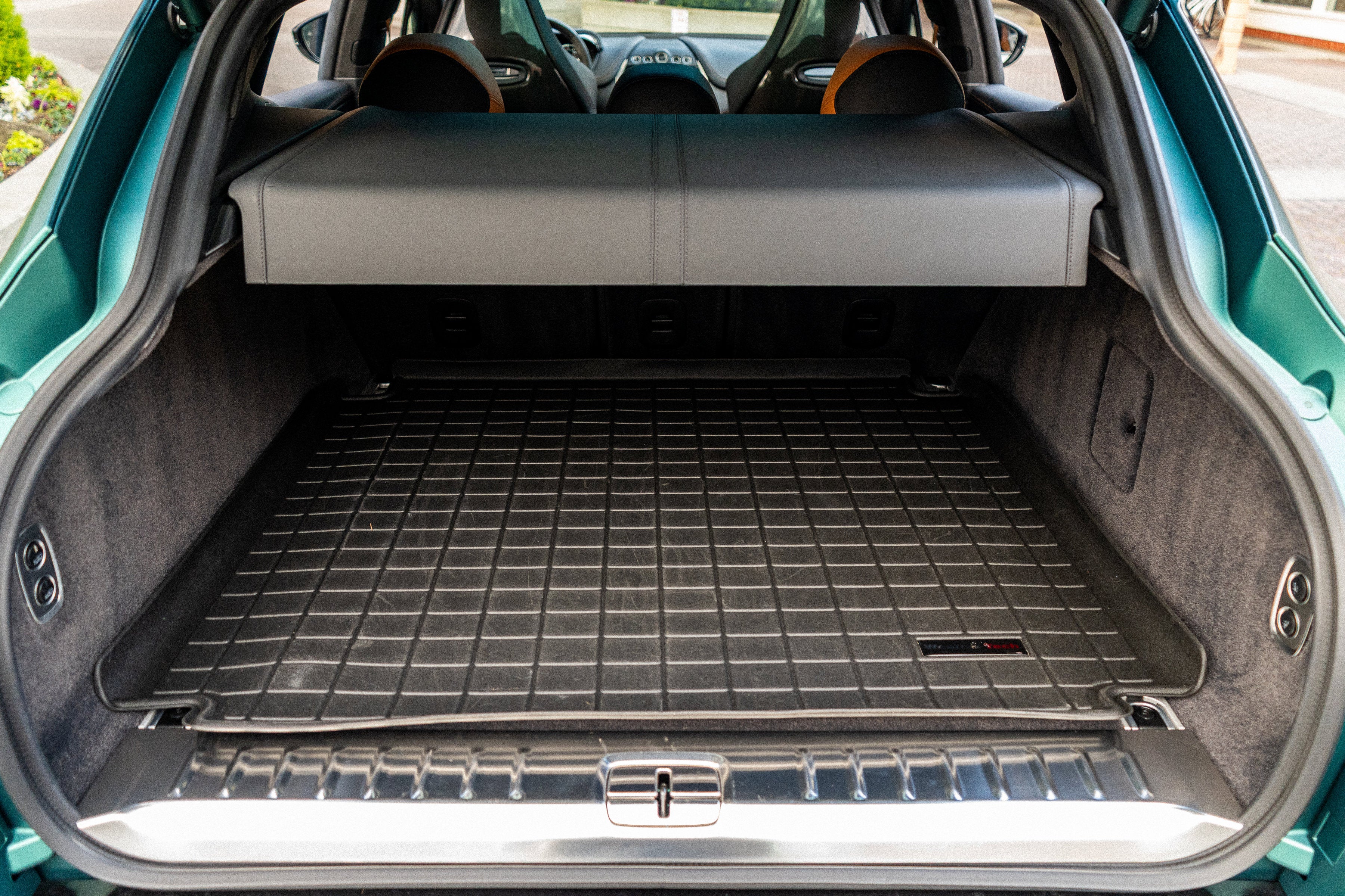 2023 Aston Martin DBX 707