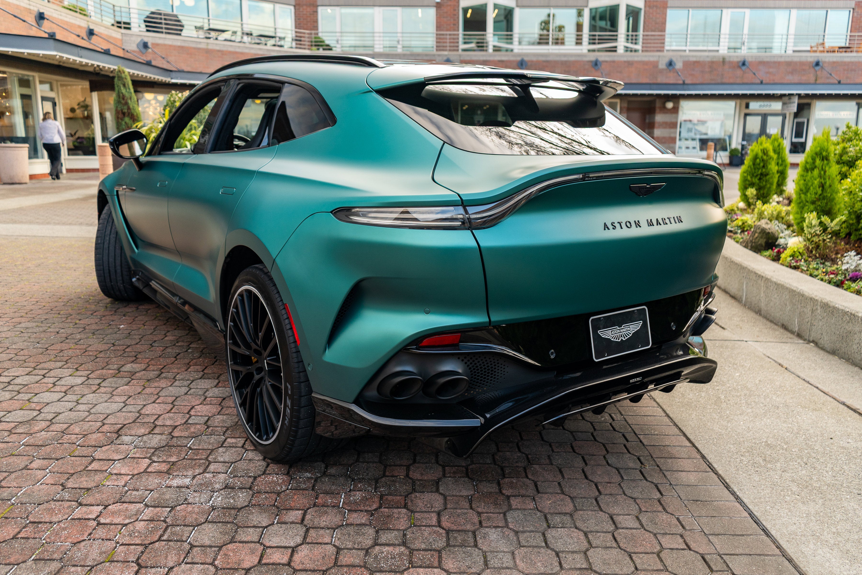 2023 Aston Martin DBX 707