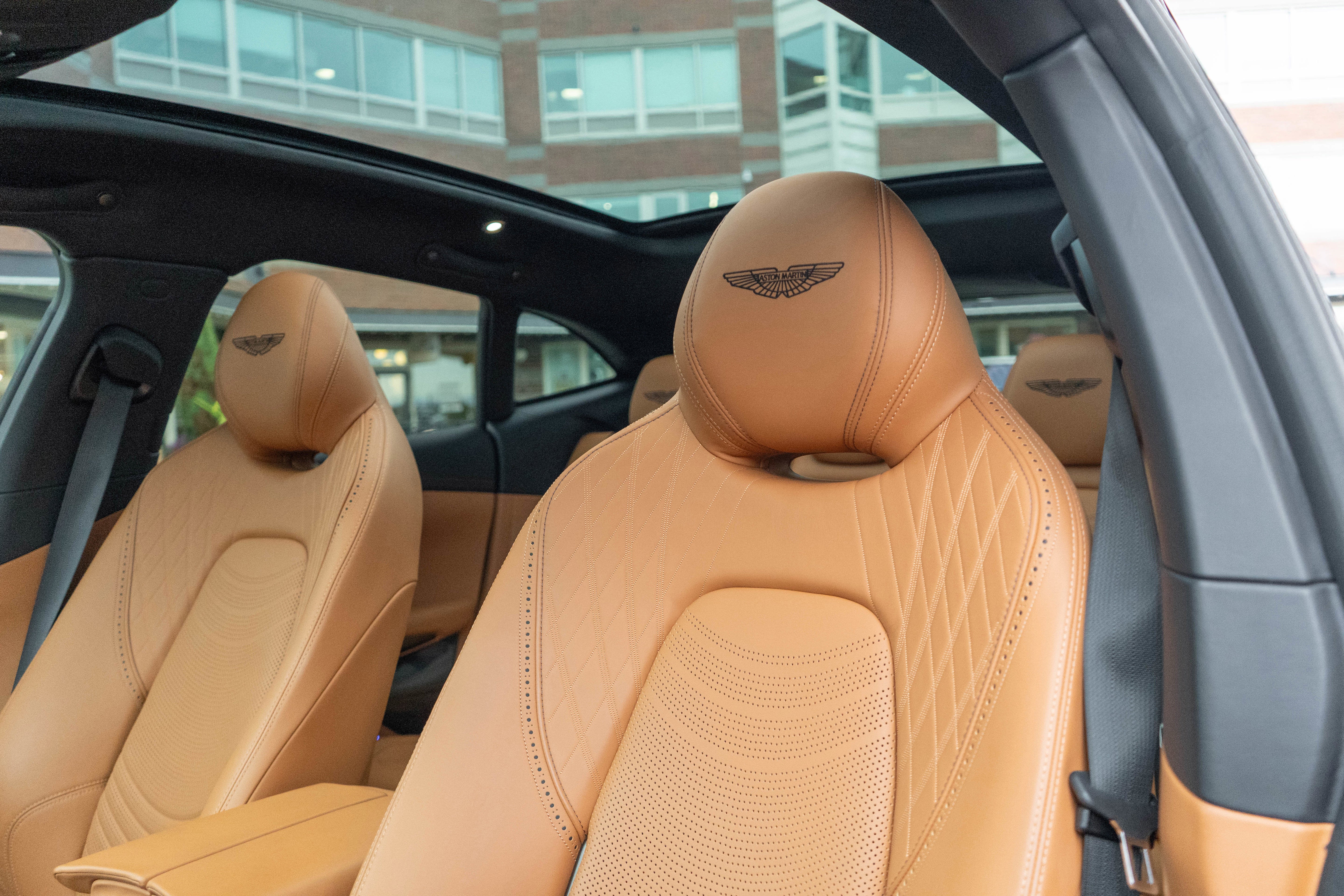 2024 Aston Martin DBX 707