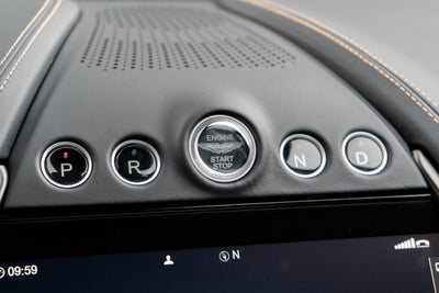 2024 Aston Martin DBX 707