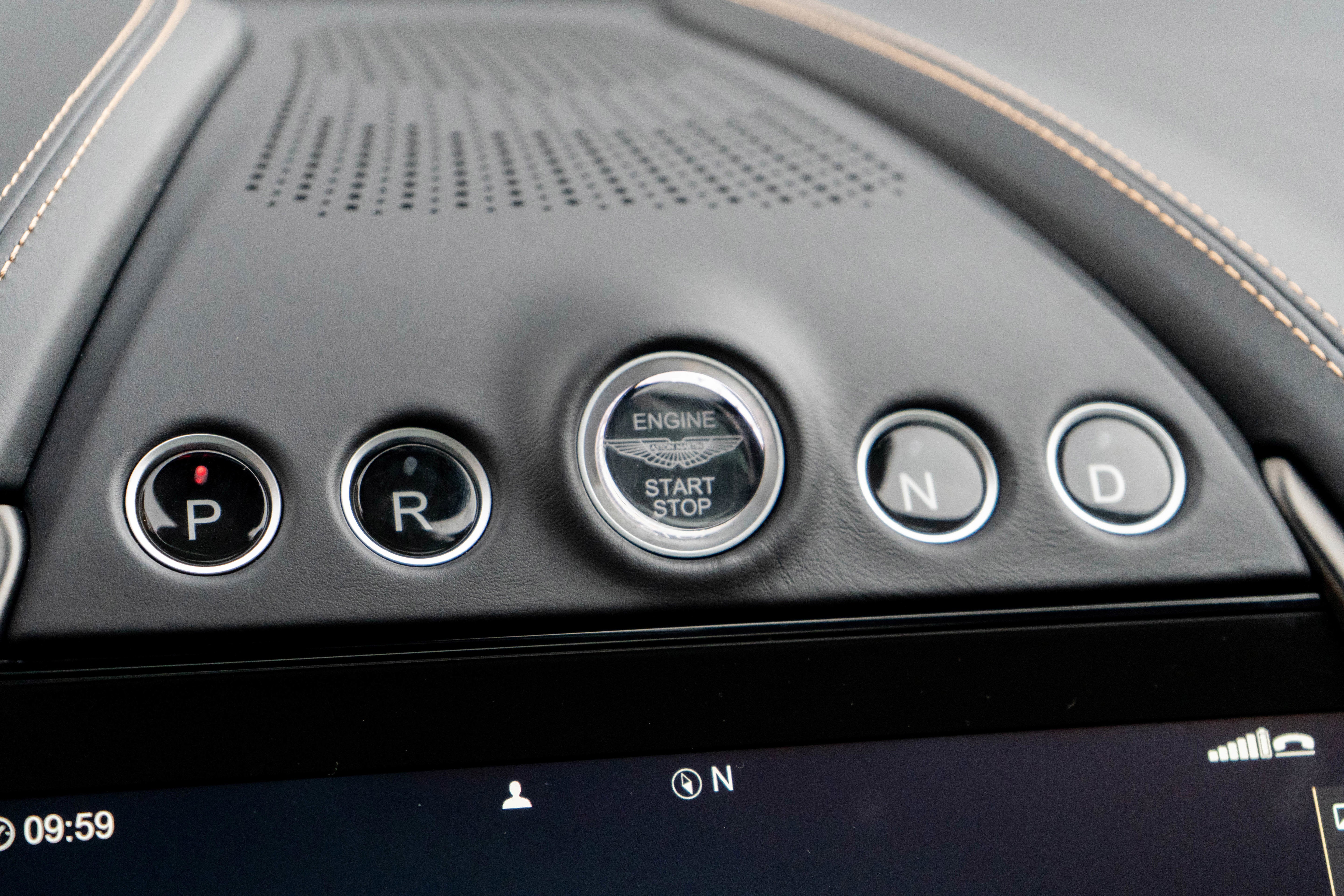 2024 Aston Martin DBX 707