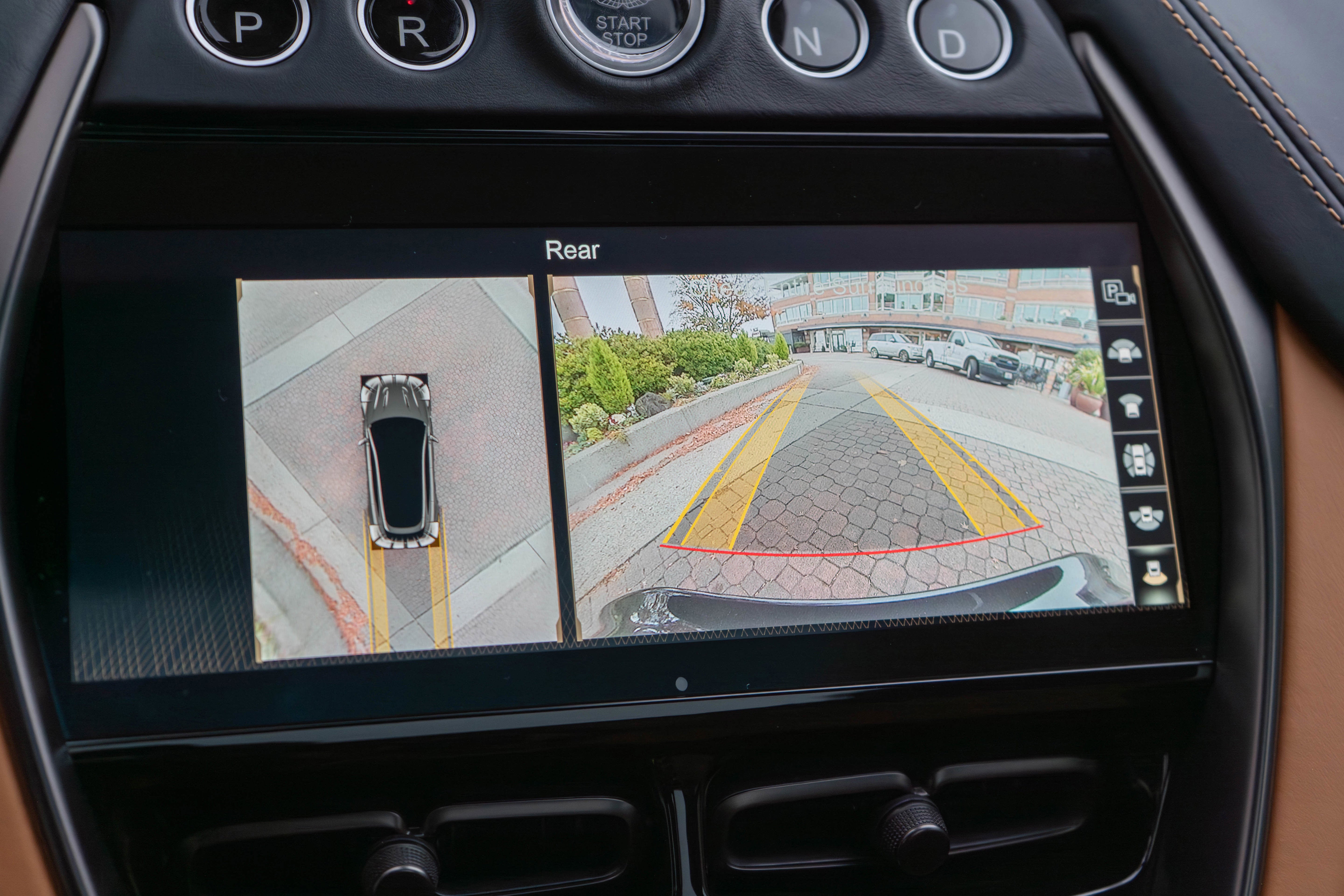 2024 Aston Martin DBX 707