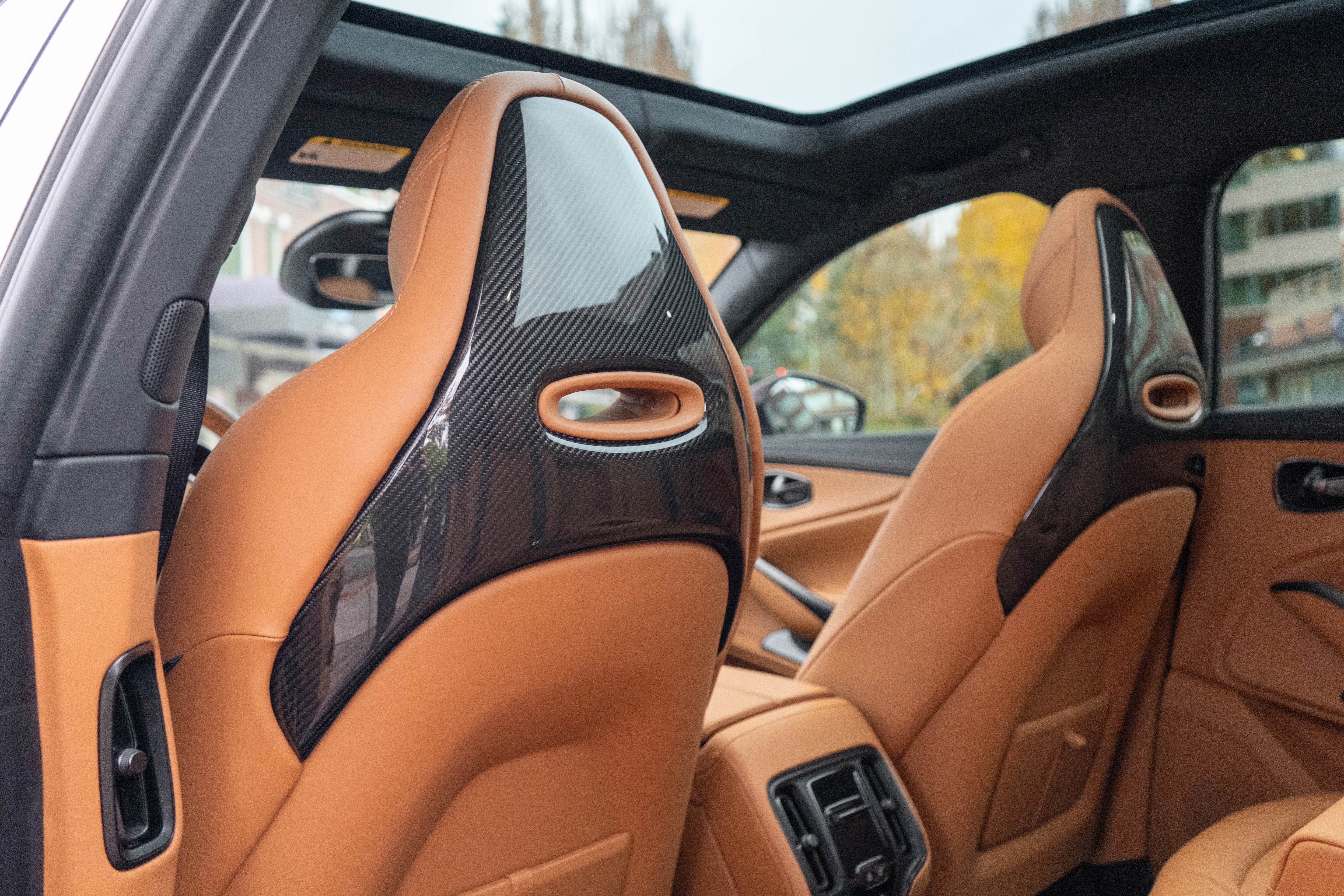 2024 Aston Martin DBX 707