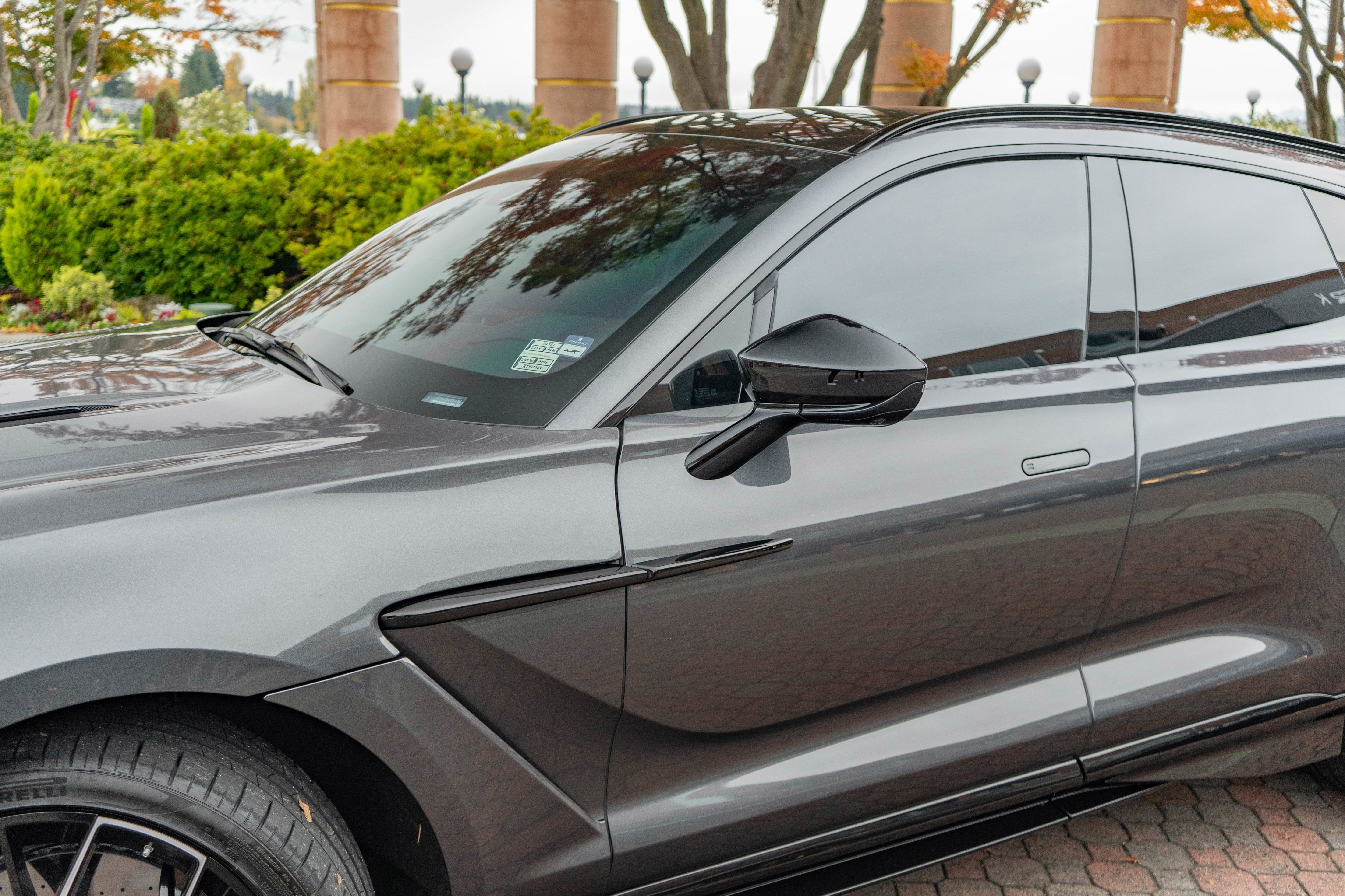 2024 Aston Martin DBX 707