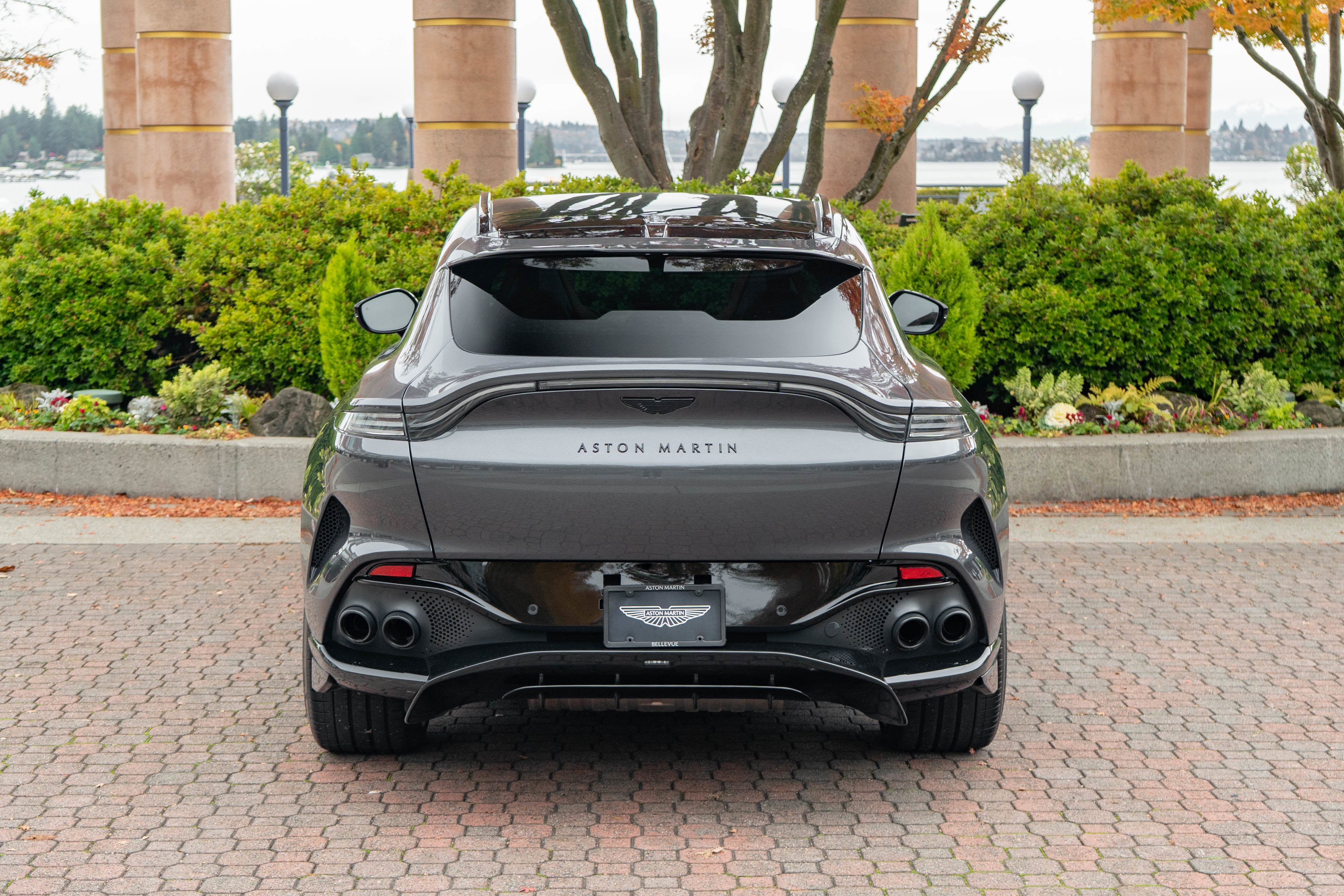 2024 Aston Martin DBX 707
