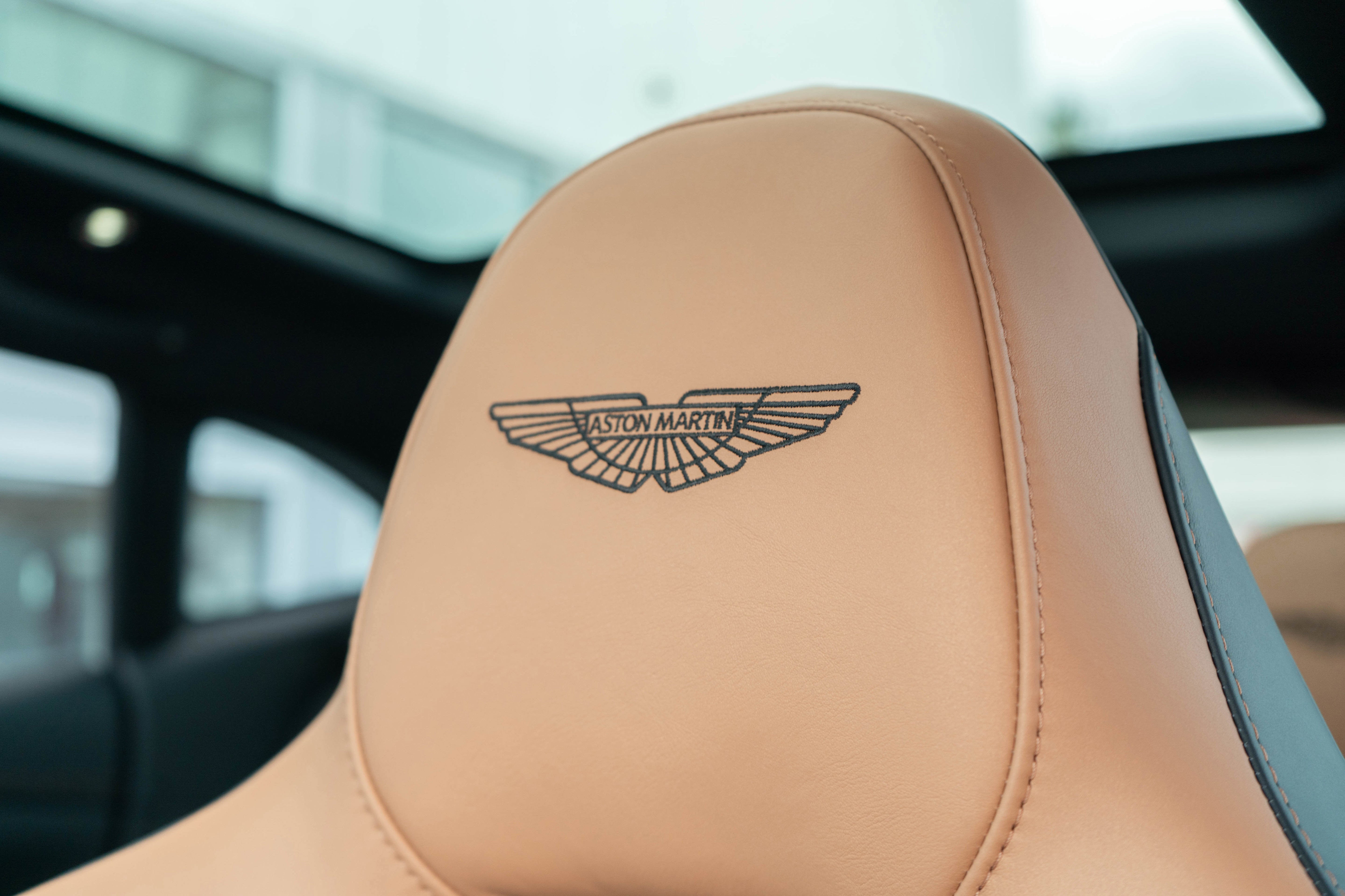 2023 Aston Martin DBX 707