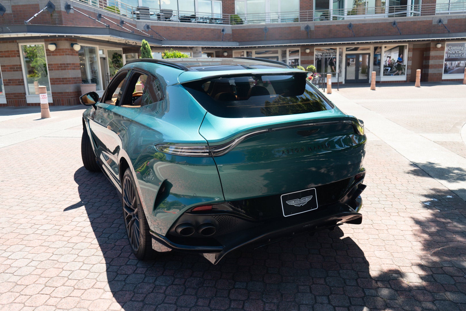 2023 Aston Martin DBX 707