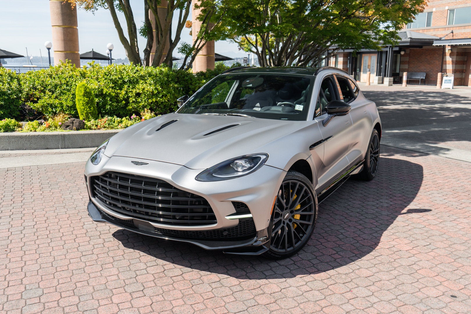 2023 Aston Martin DBX 707