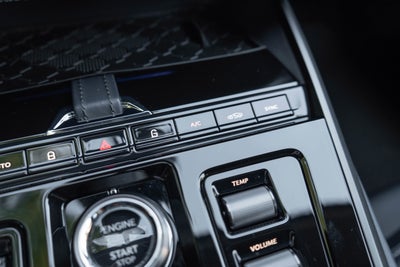 2025 Aston Martin DBX 707